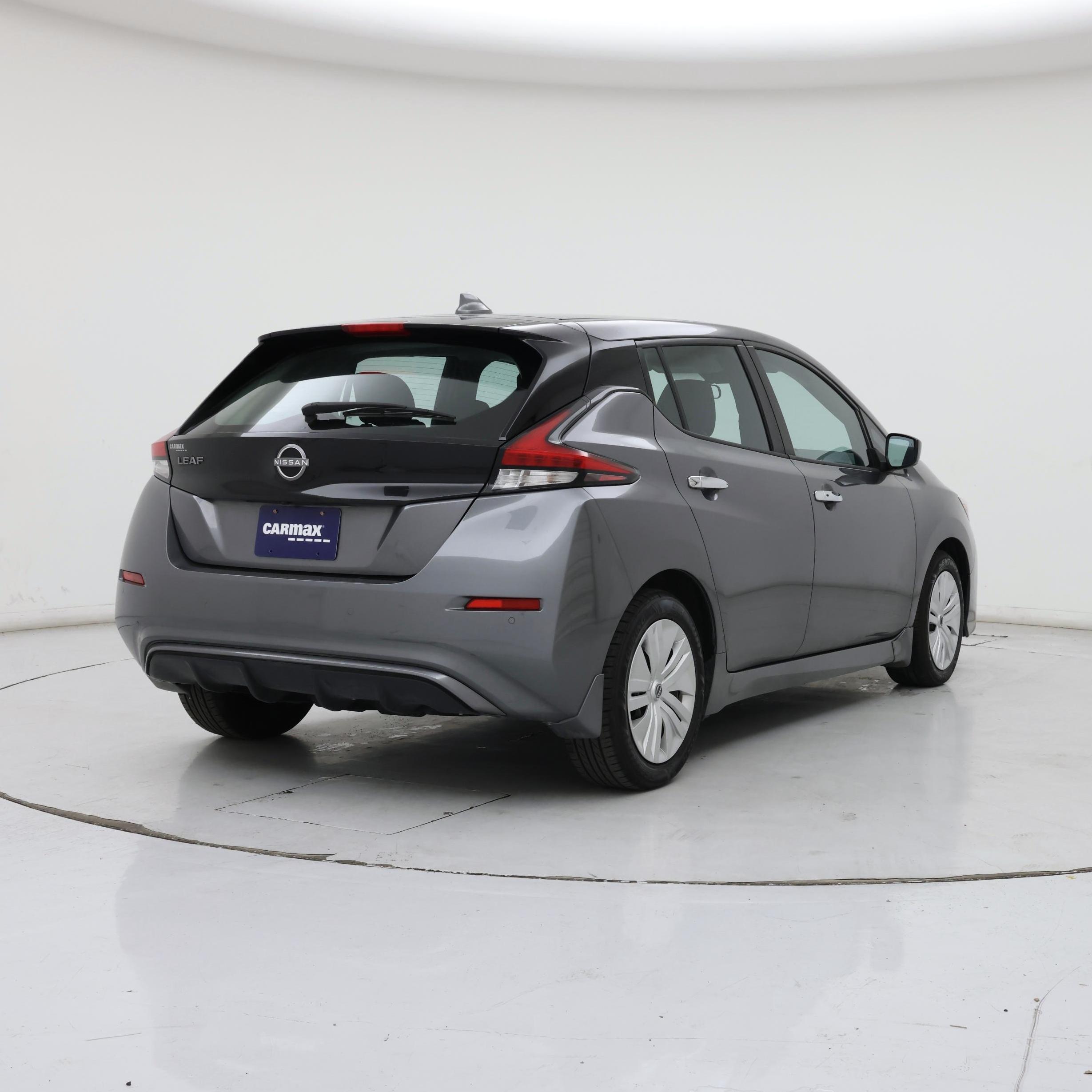 Thumbnail: 2024 Nissan Leaf - 8