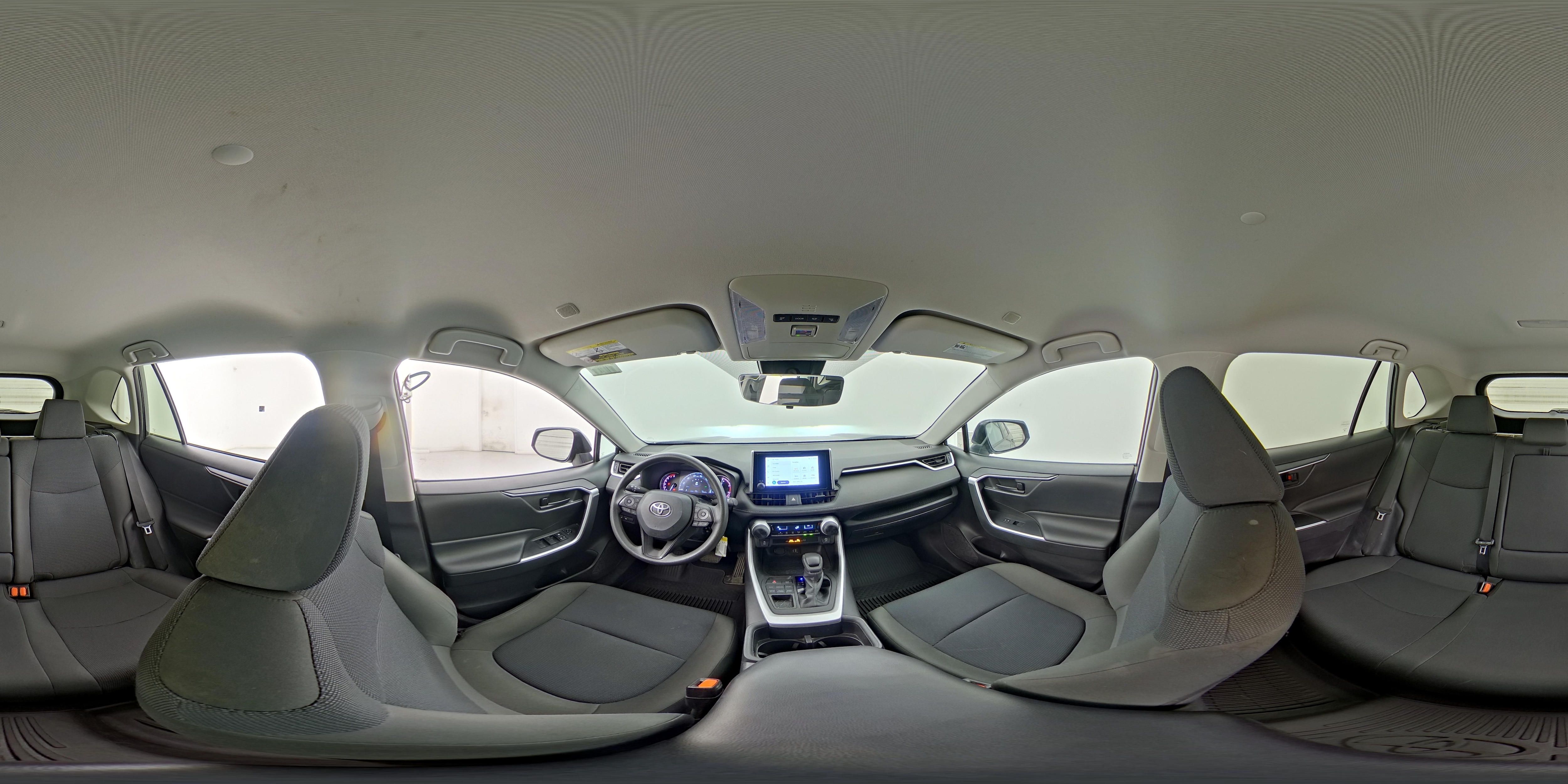 2023 Toyota RAV4 LE - Photo 24