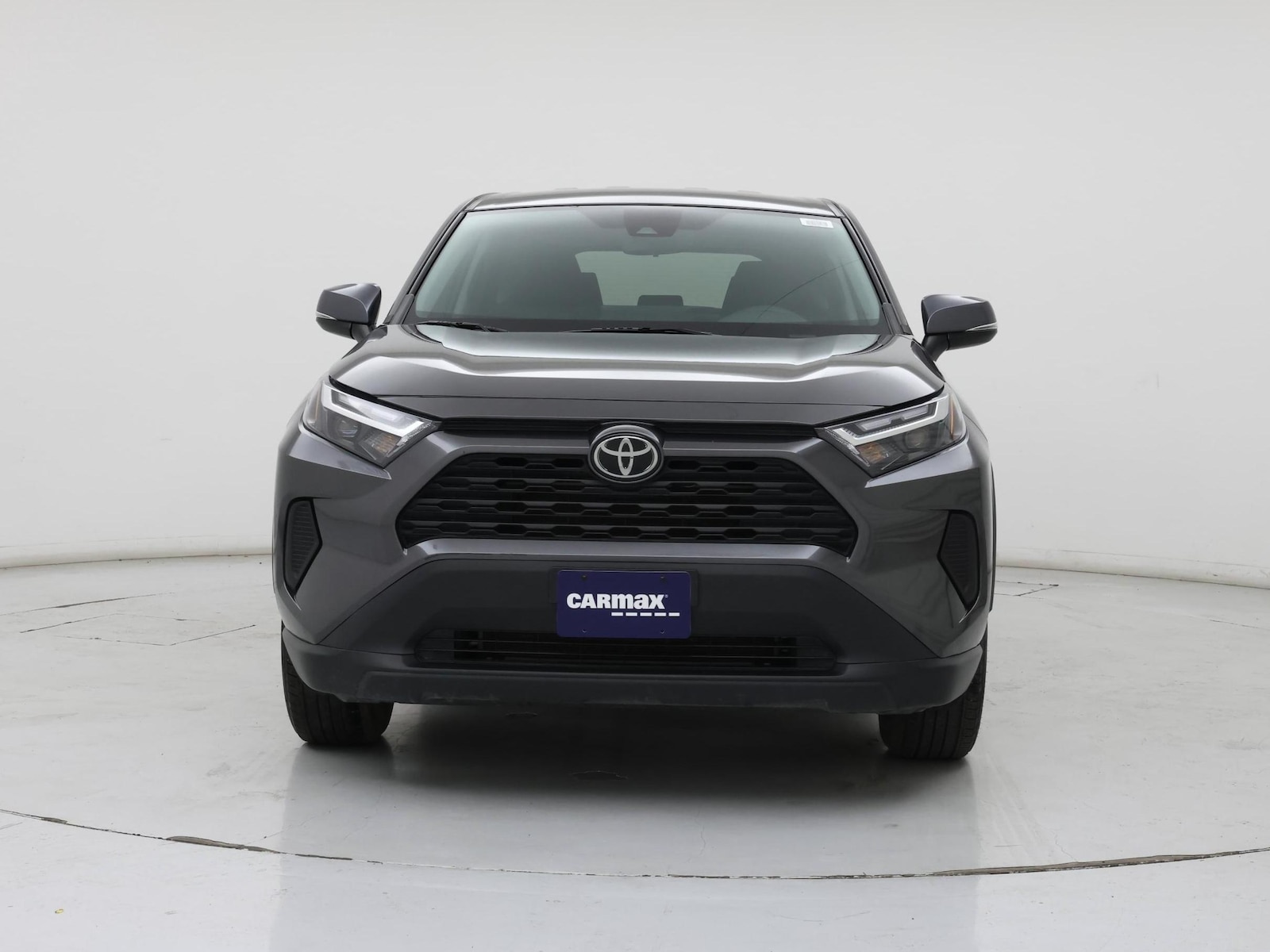 2023 Toyota RAV4 LE - Photo 6