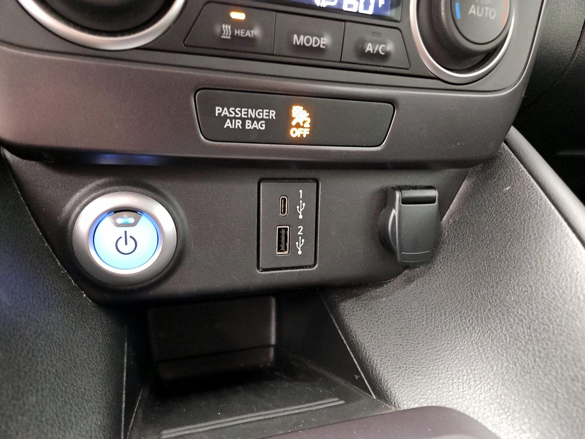 Thumbnail: 2024 Nissan Leaf - 18