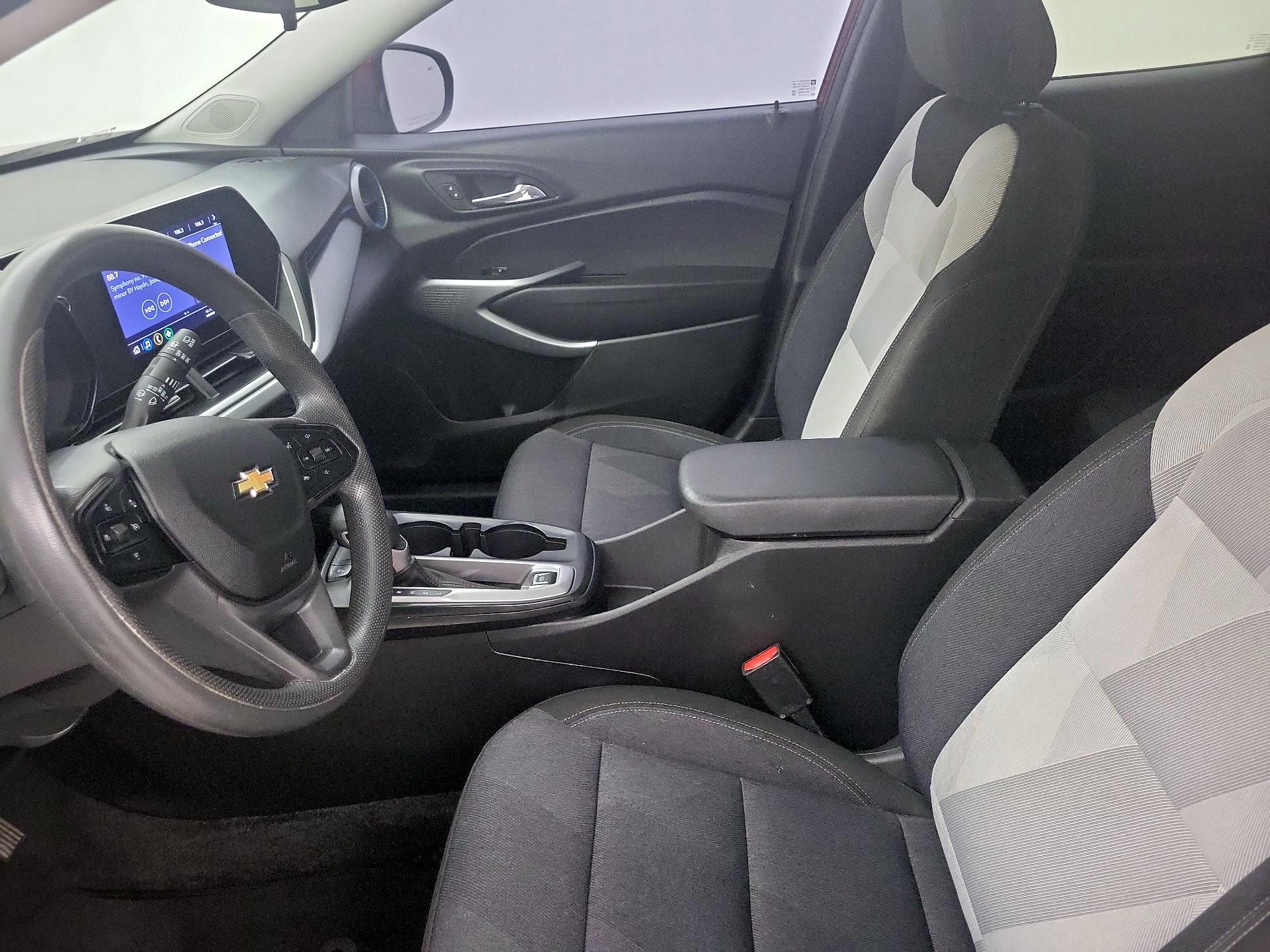 Thumbnail: 2024 Chevrolet Trax - 11