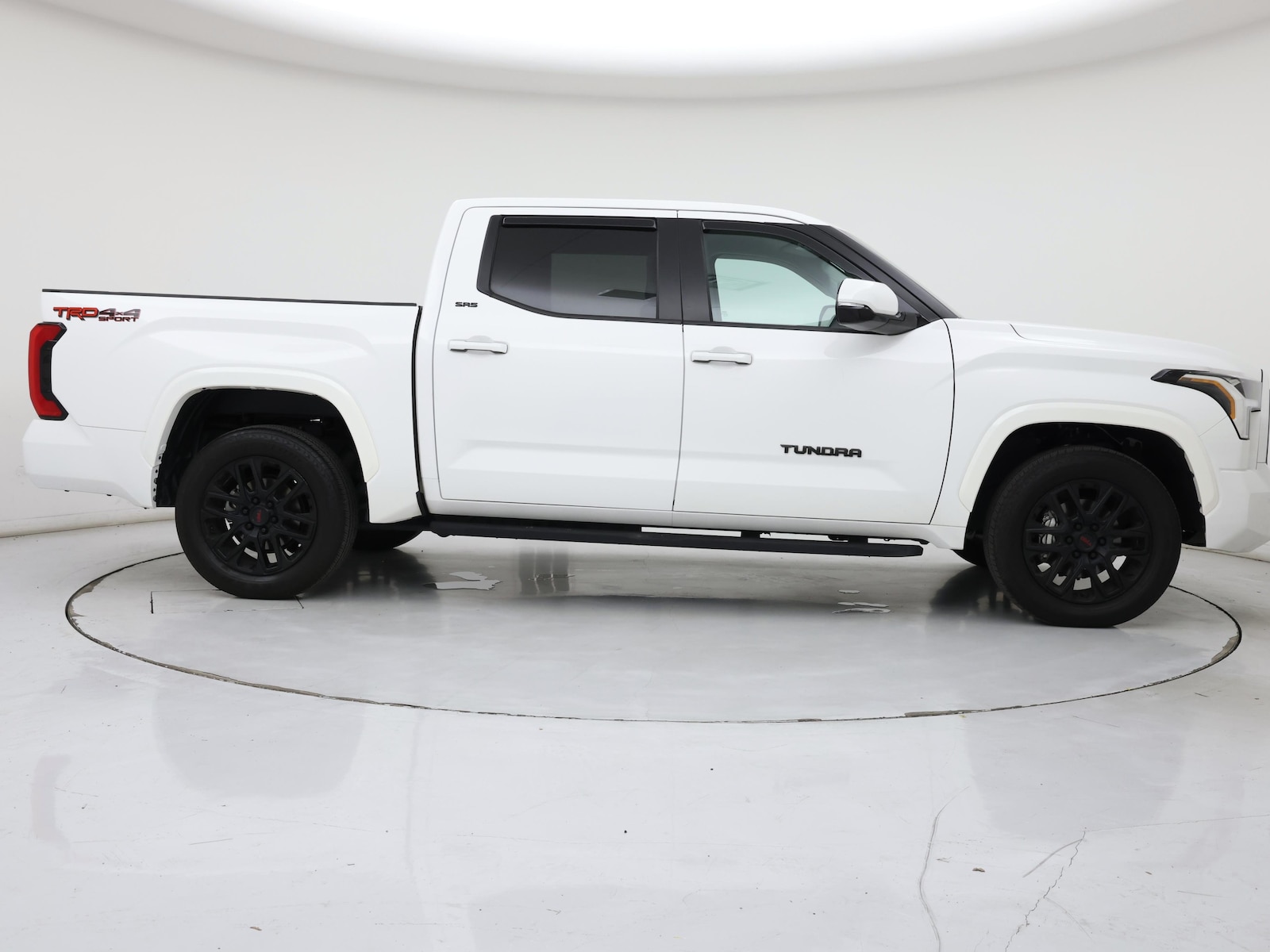 2024 Toyota Tundra SR5 - Photo 8