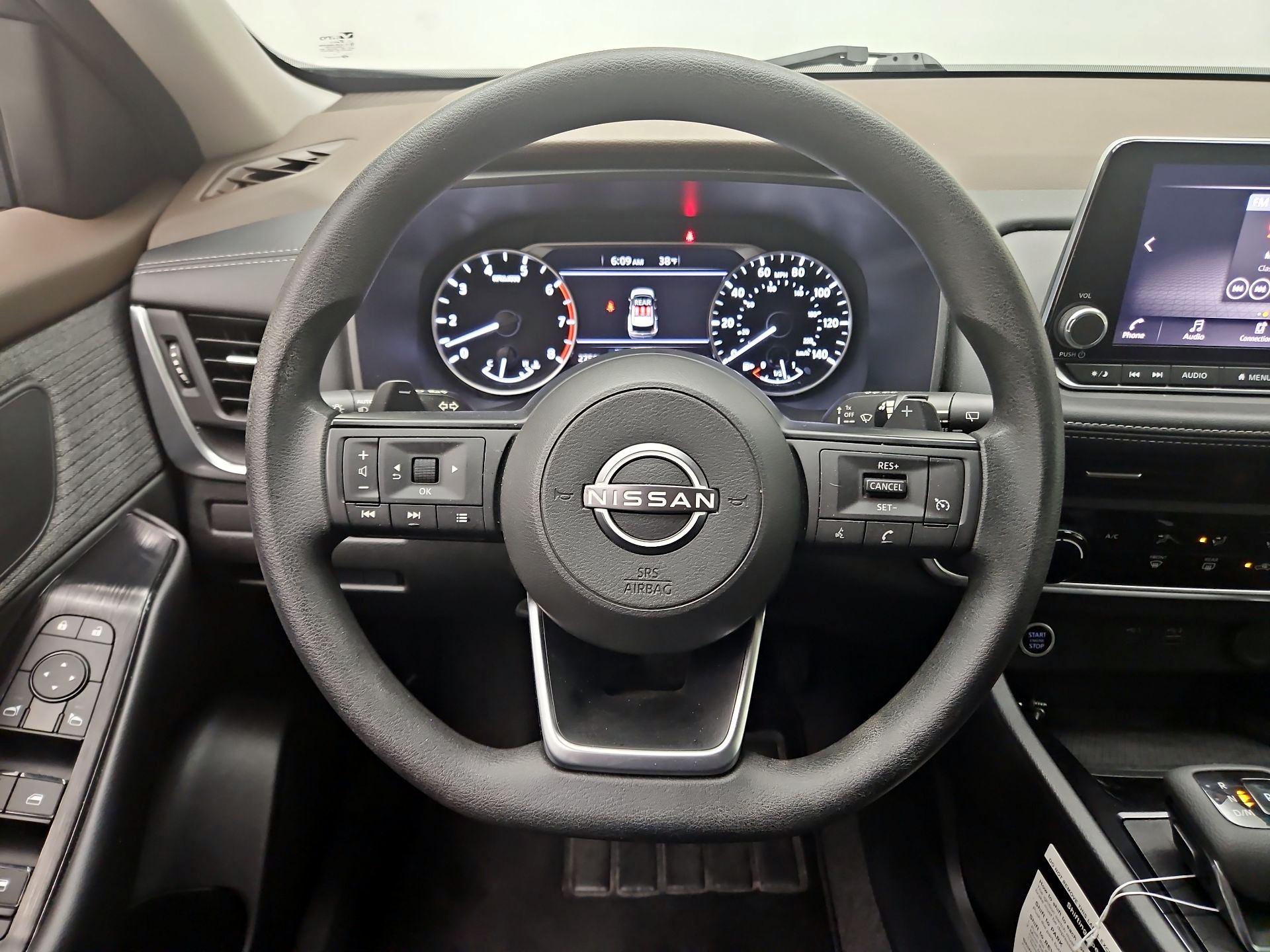 Thumbnail: 2023 Nissan Rogue - 10