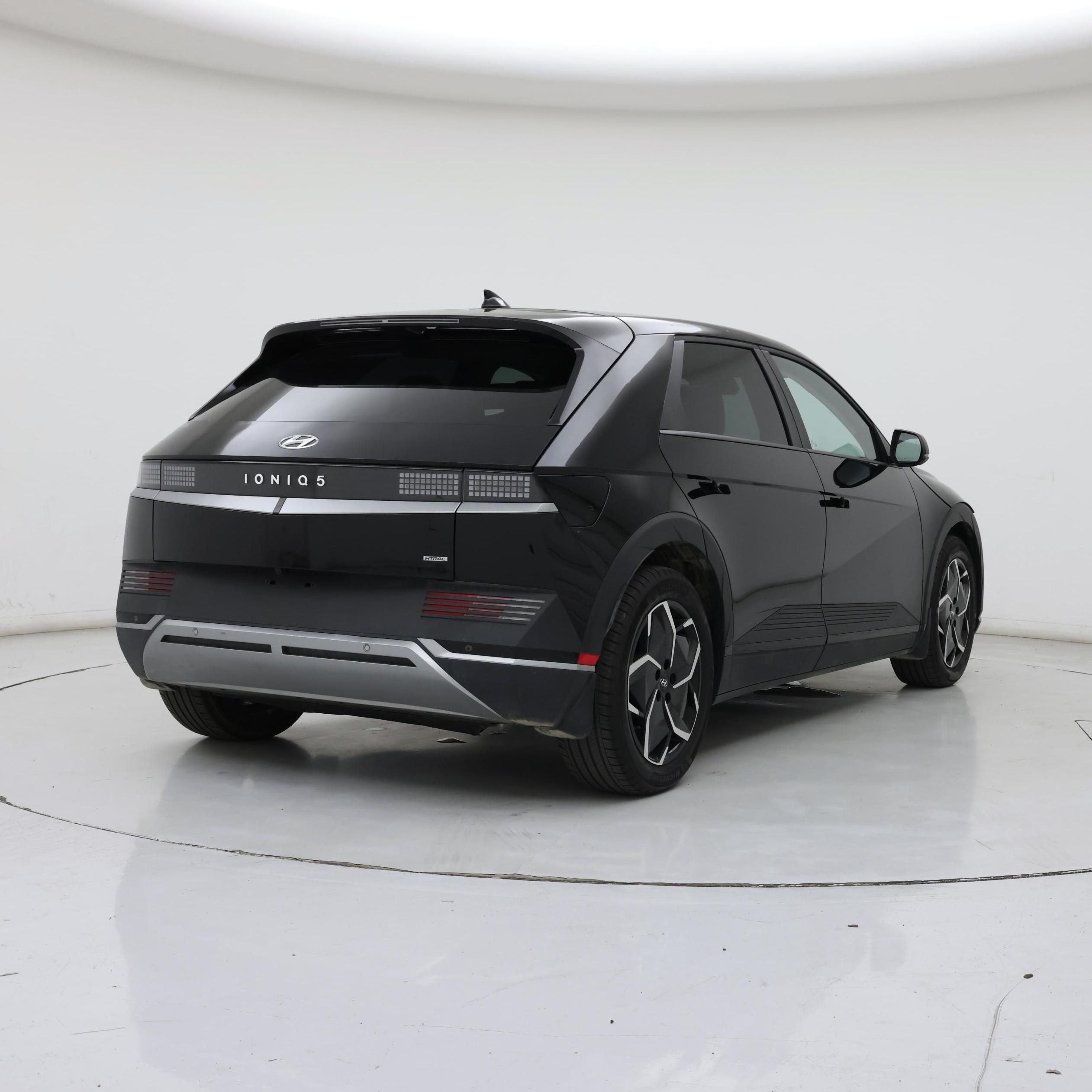 Thumbnail: 2024 Hyundai Ioniq 5 - 8