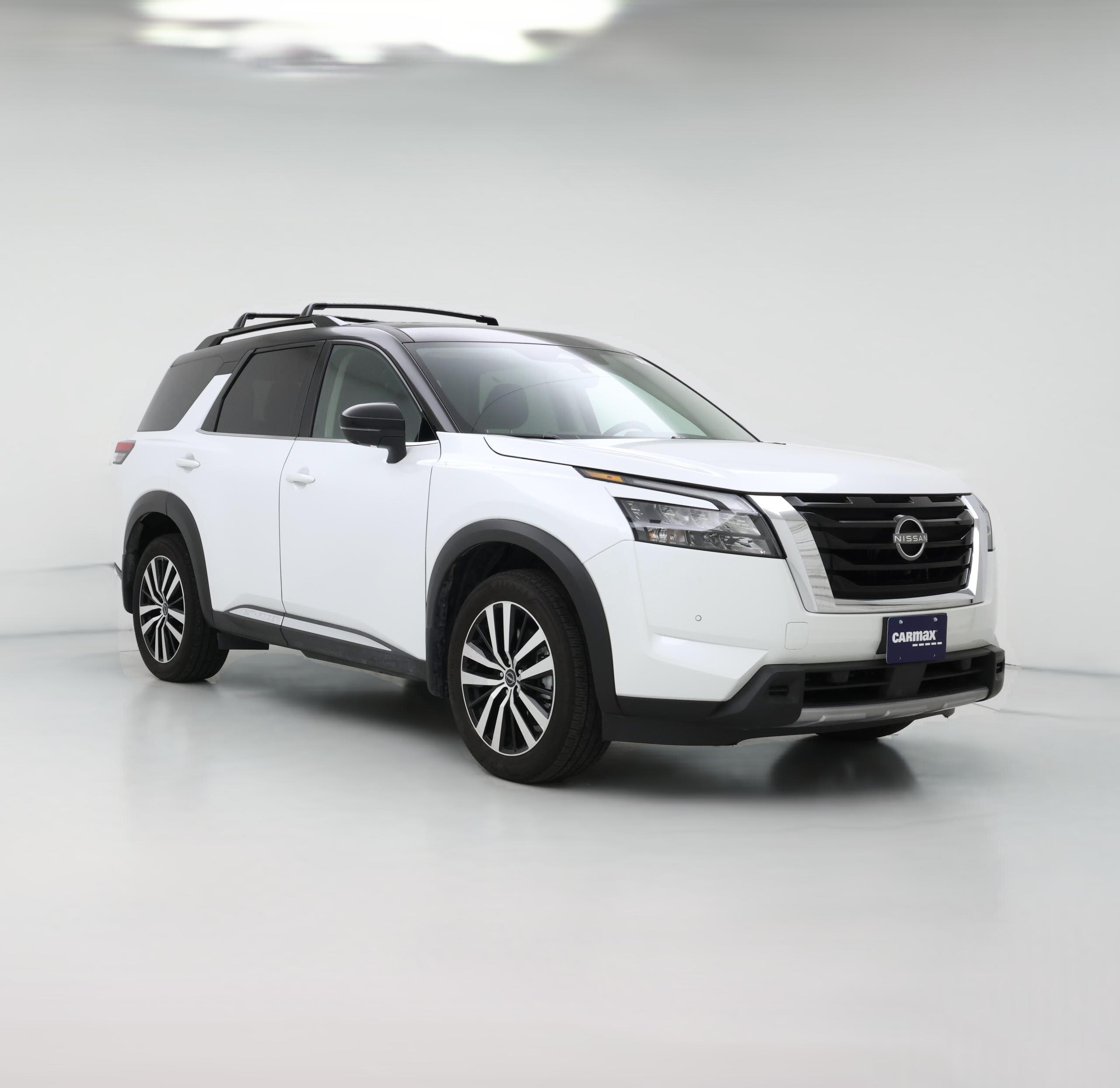 Thumbnail: 2025 Nissan Pathfinder - 1