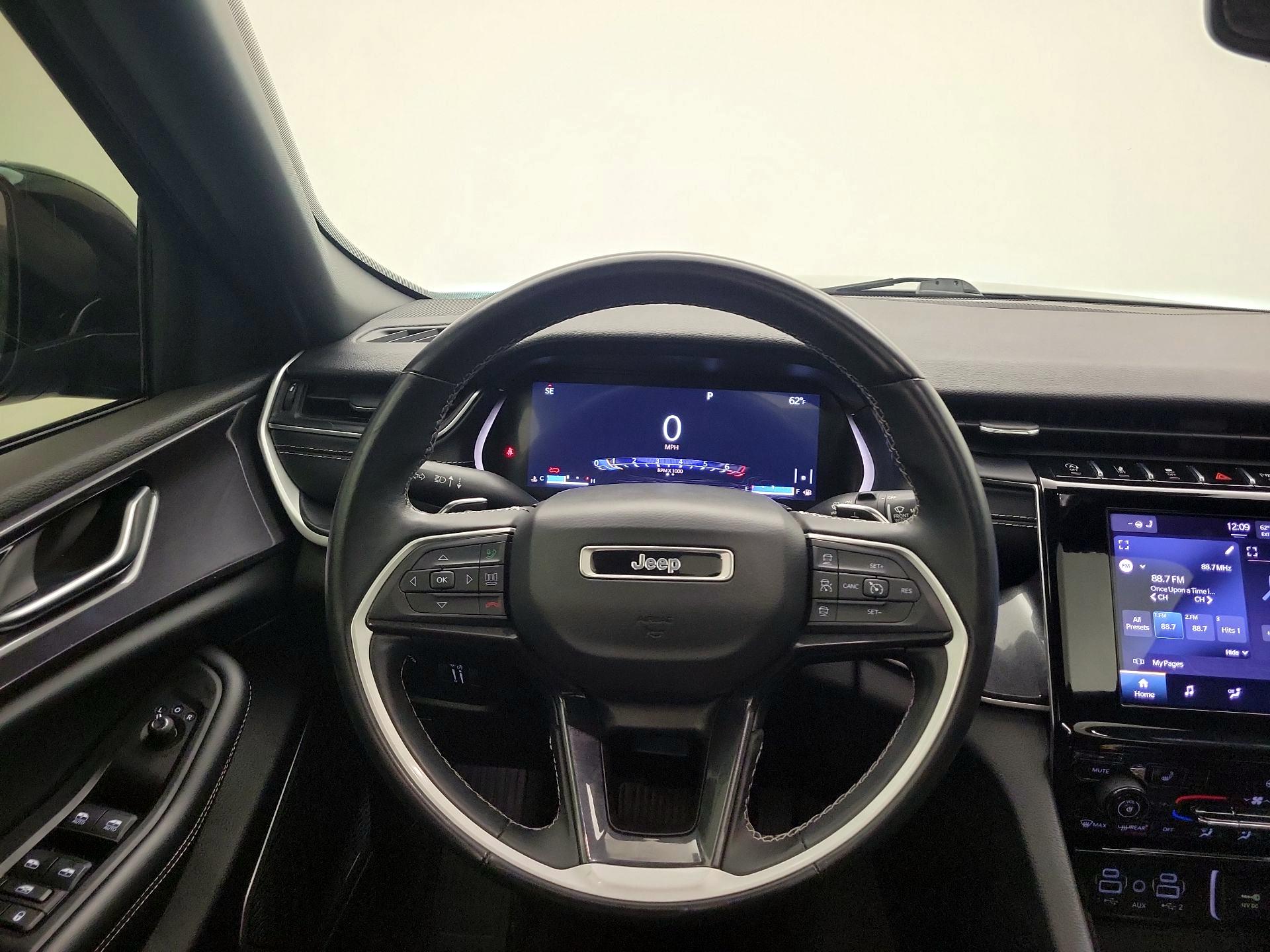 Thumbnail: 2021 Jeep Grand Cherokee L - 10