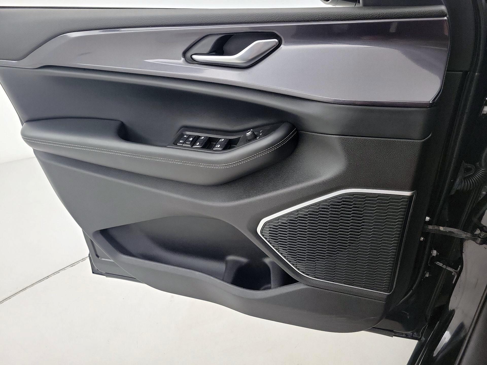 Thumbnail: 2021 Jeep Grand Cherokee L - 12