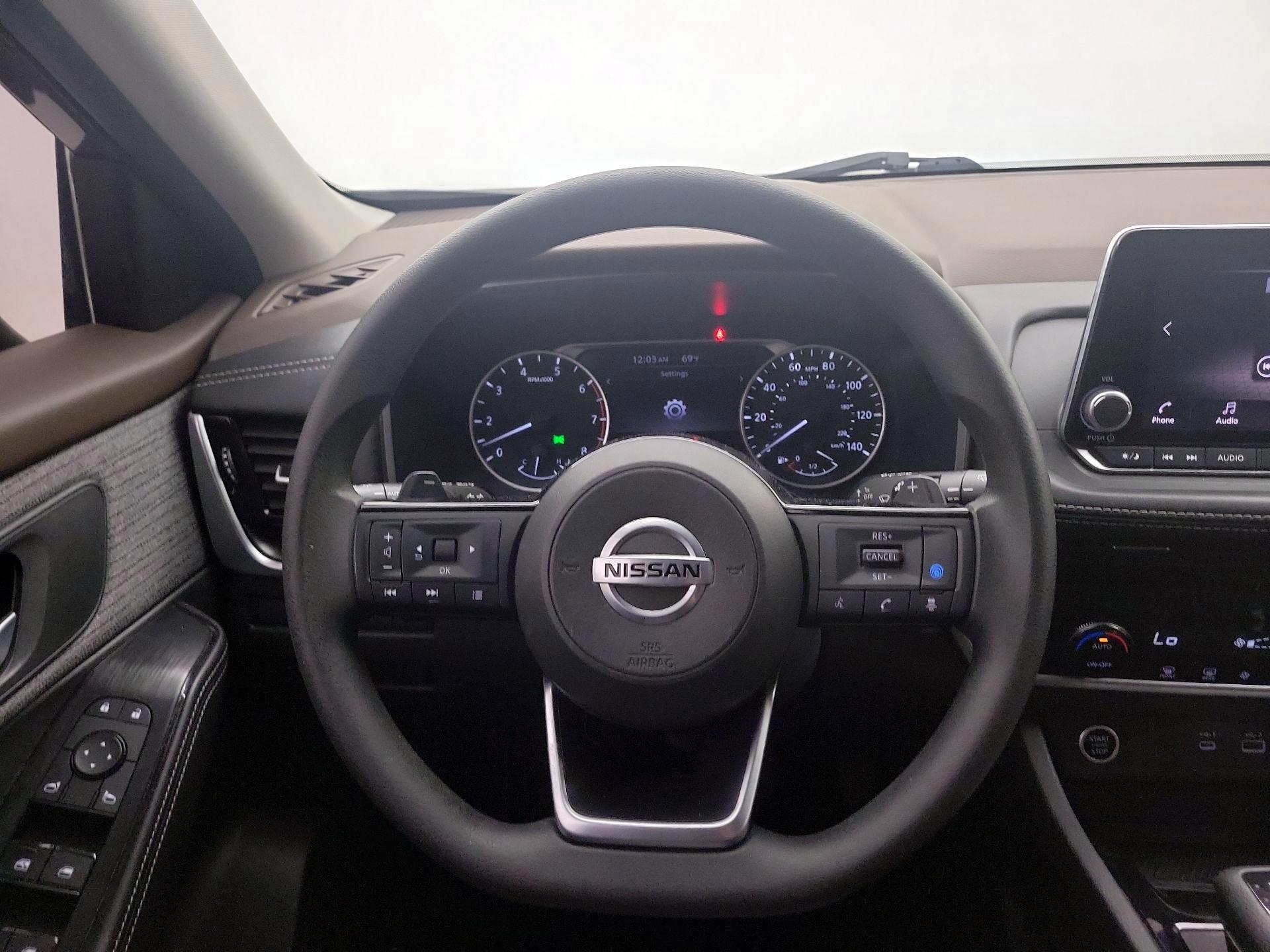Thumbnail: 2021 Nissan Rogue - 10