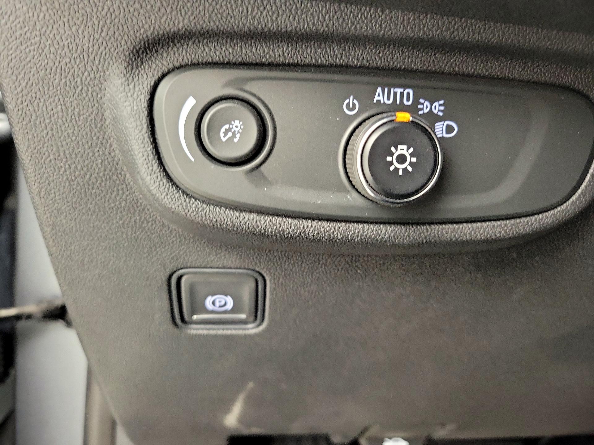 Thumbnail: 2023 GMC Terrain - 13