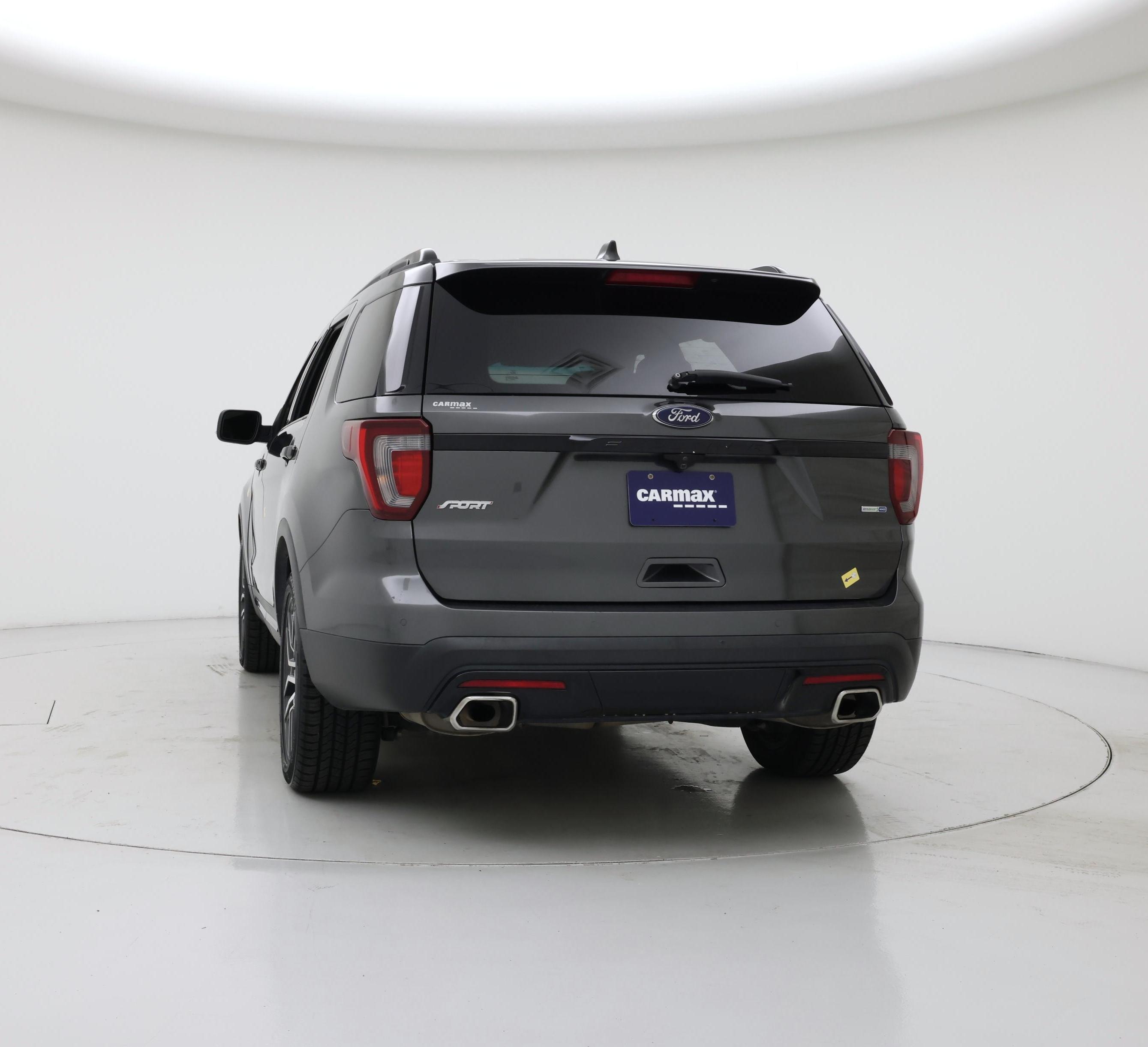 Thumbnail: 2016 Ford Explorer - 6