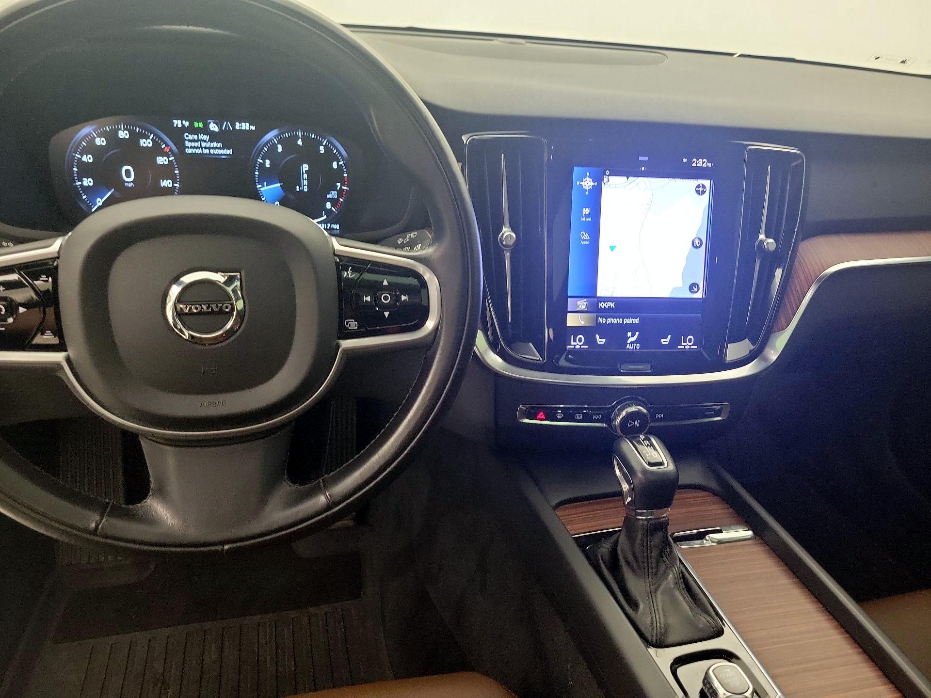 Thumbnail: 2021 Volvo S60 - 9