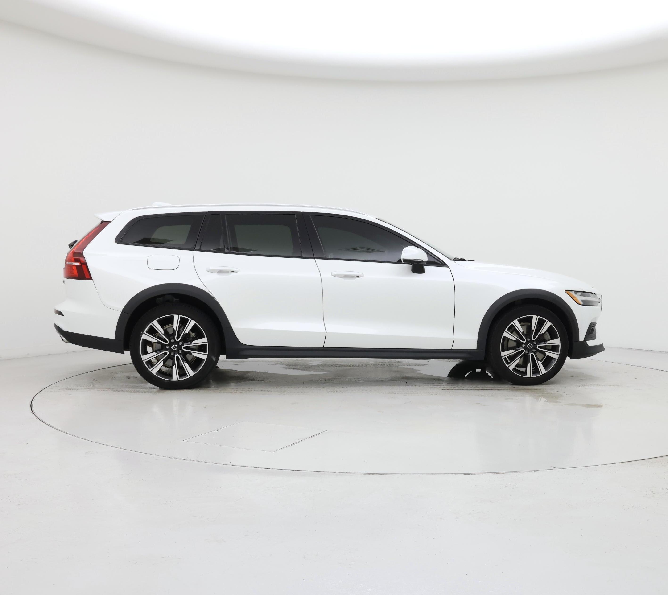 Thumbnail: 2021 Volvo S60 - 7