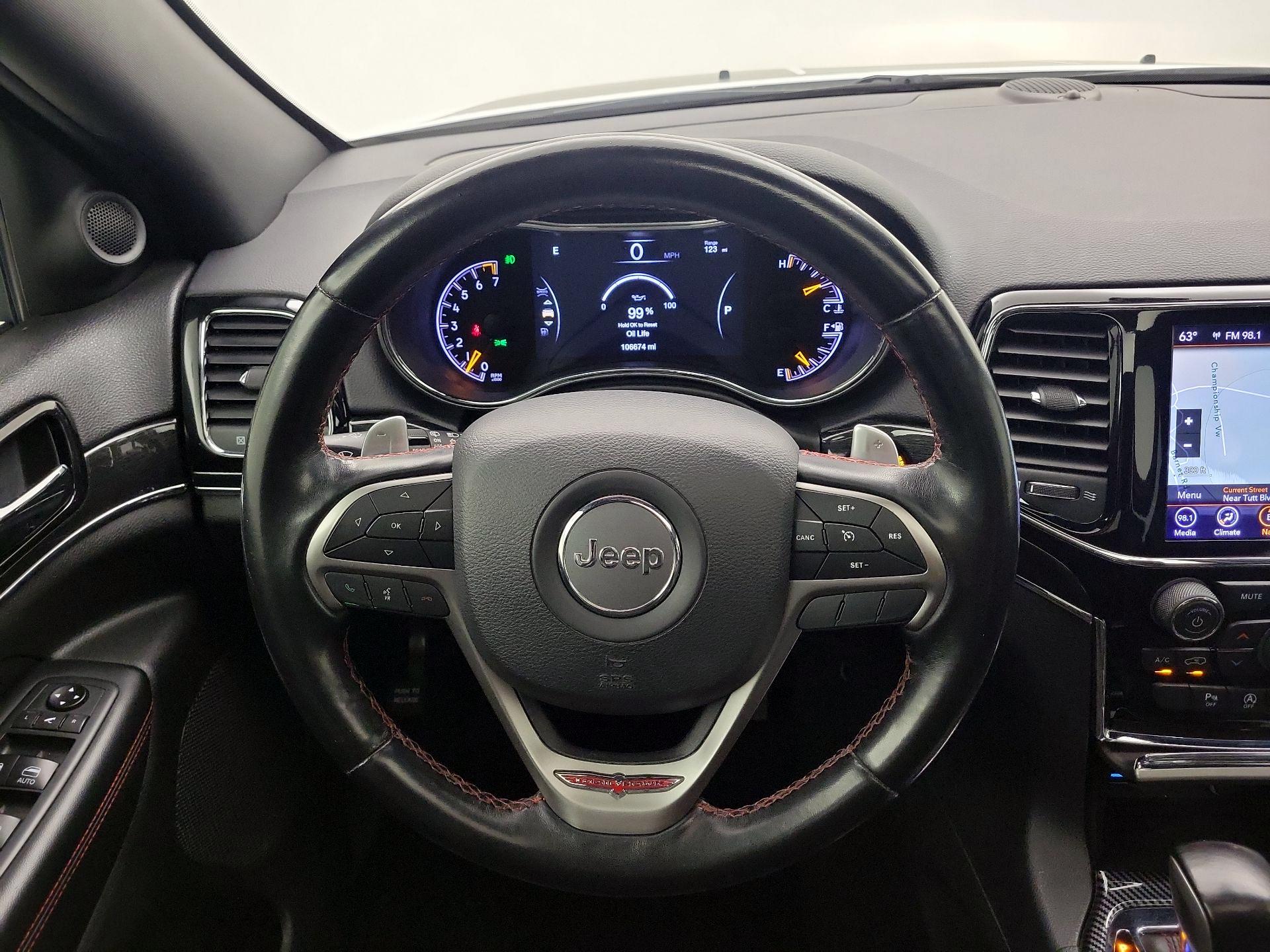 Thumbnail: 2020 Jeep Grand Cherokee - 10