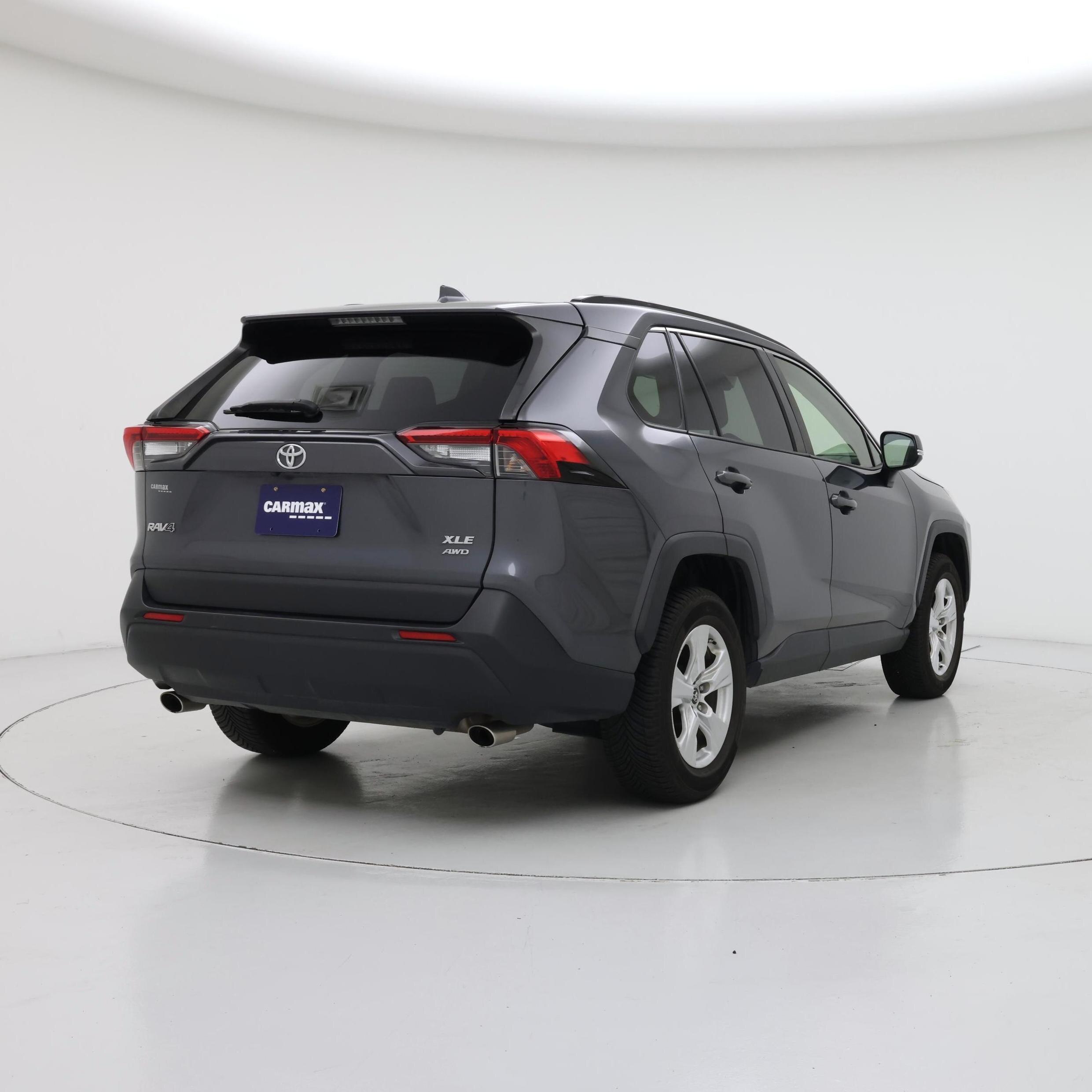 Thumbnail: 2019 Toyota RAV4 - 8