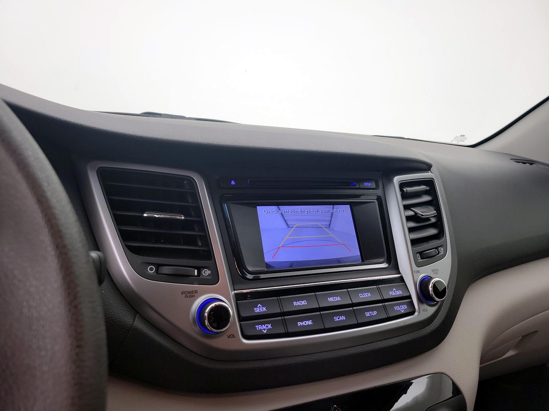 Thumbnail: 2018 Hyundai Tucson - 14