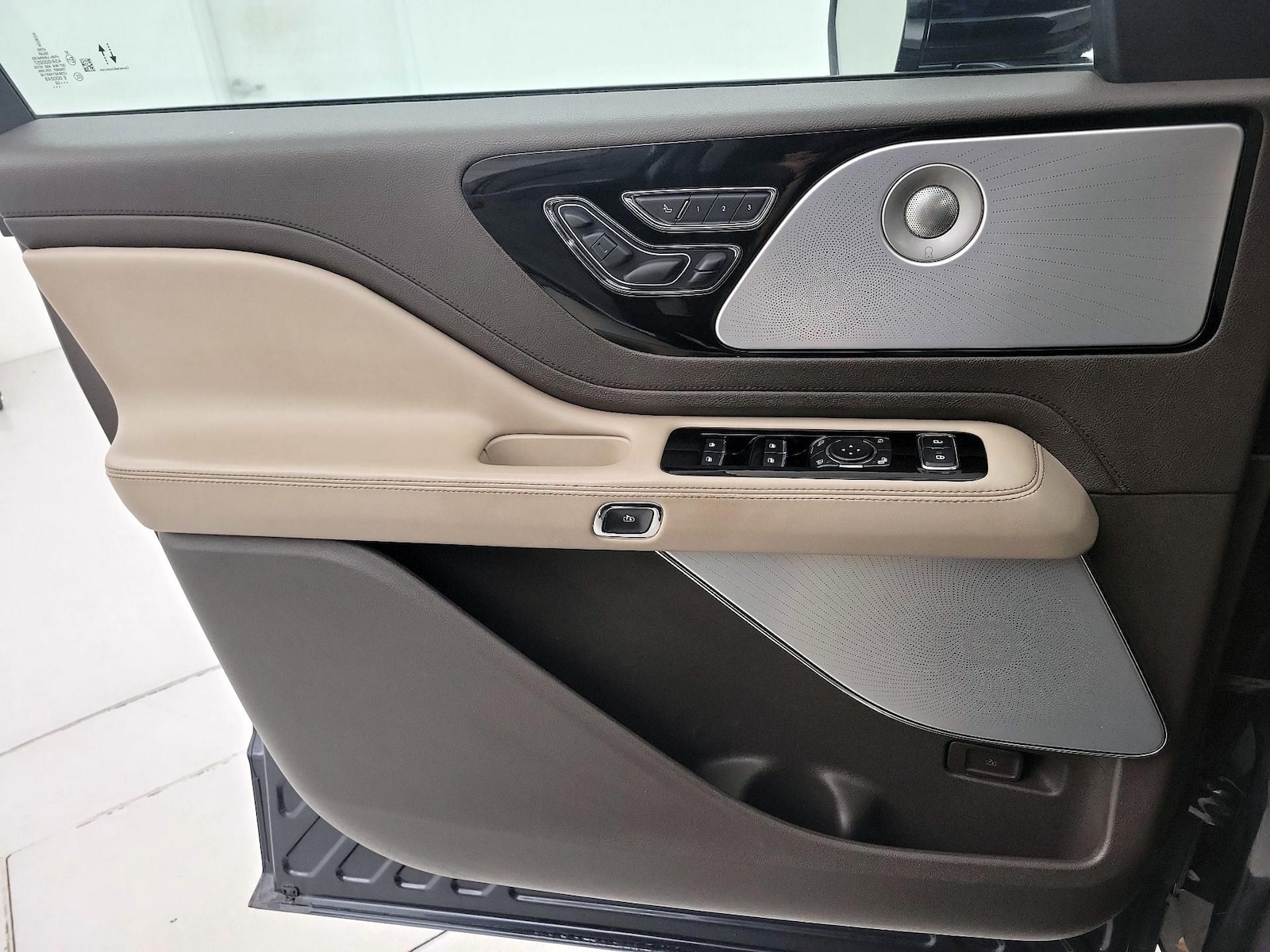 2023 Lincoln Aviator Reserve - Photo 13