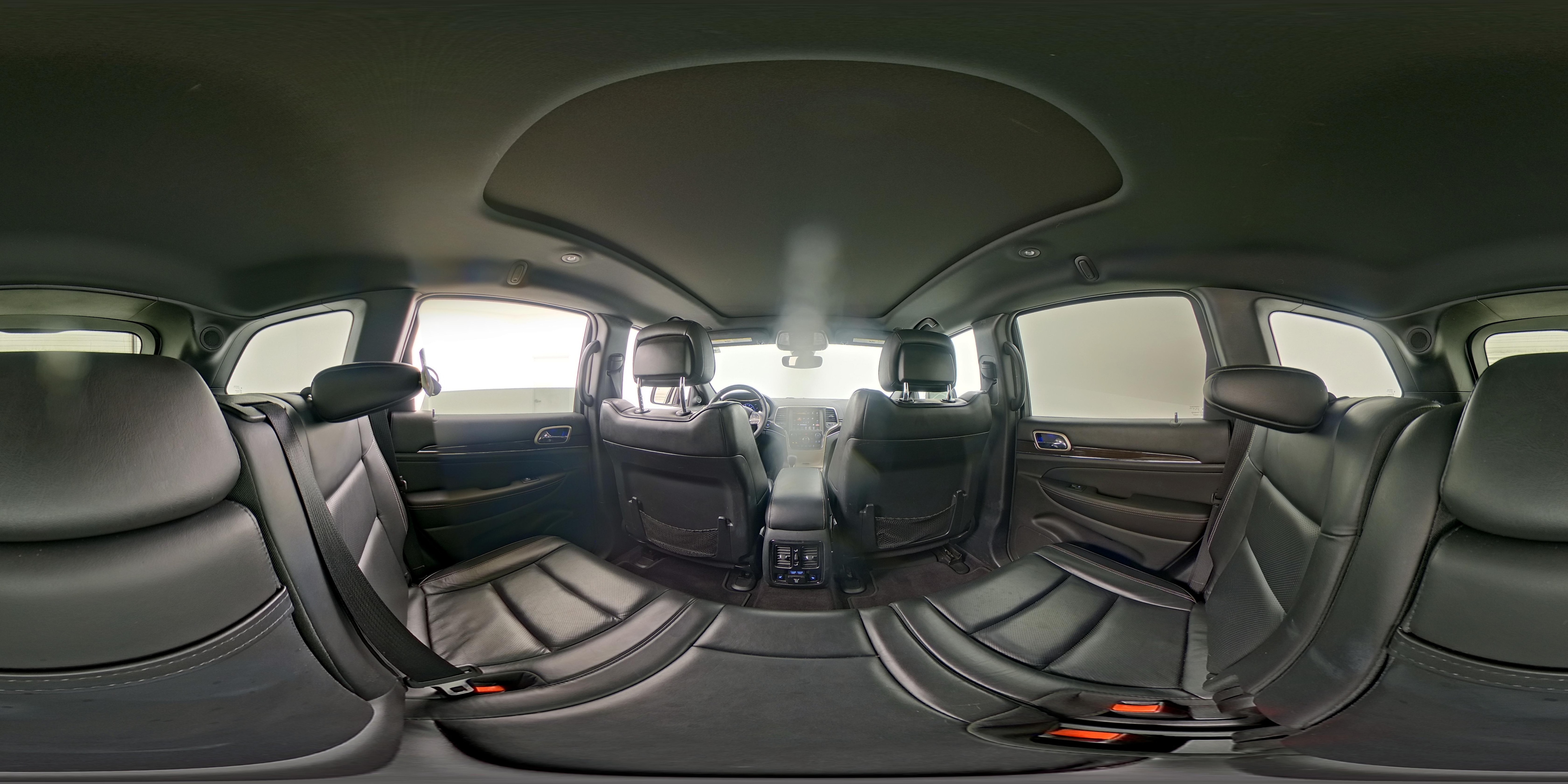 2017 Jeep Grand Cherokee Overland - Photo 26