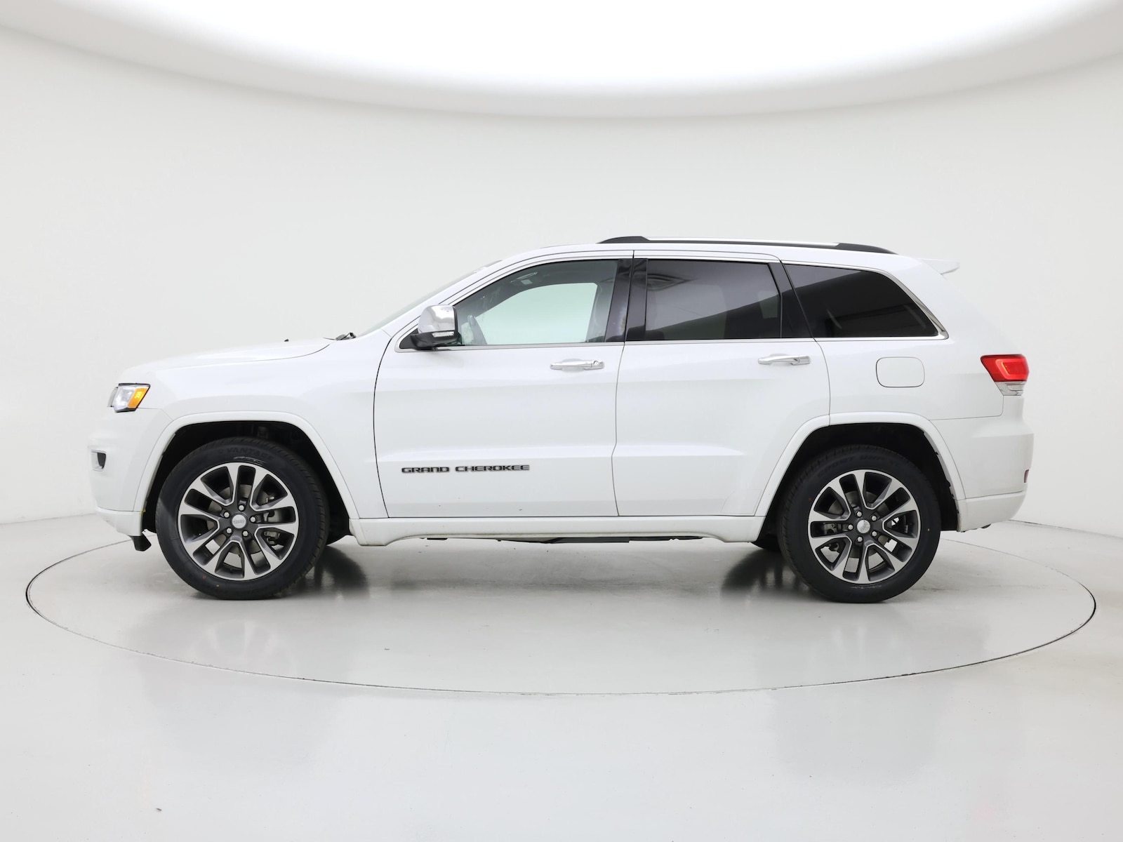 2017 Jeep Grand Cherokee Overland - Photo 4
