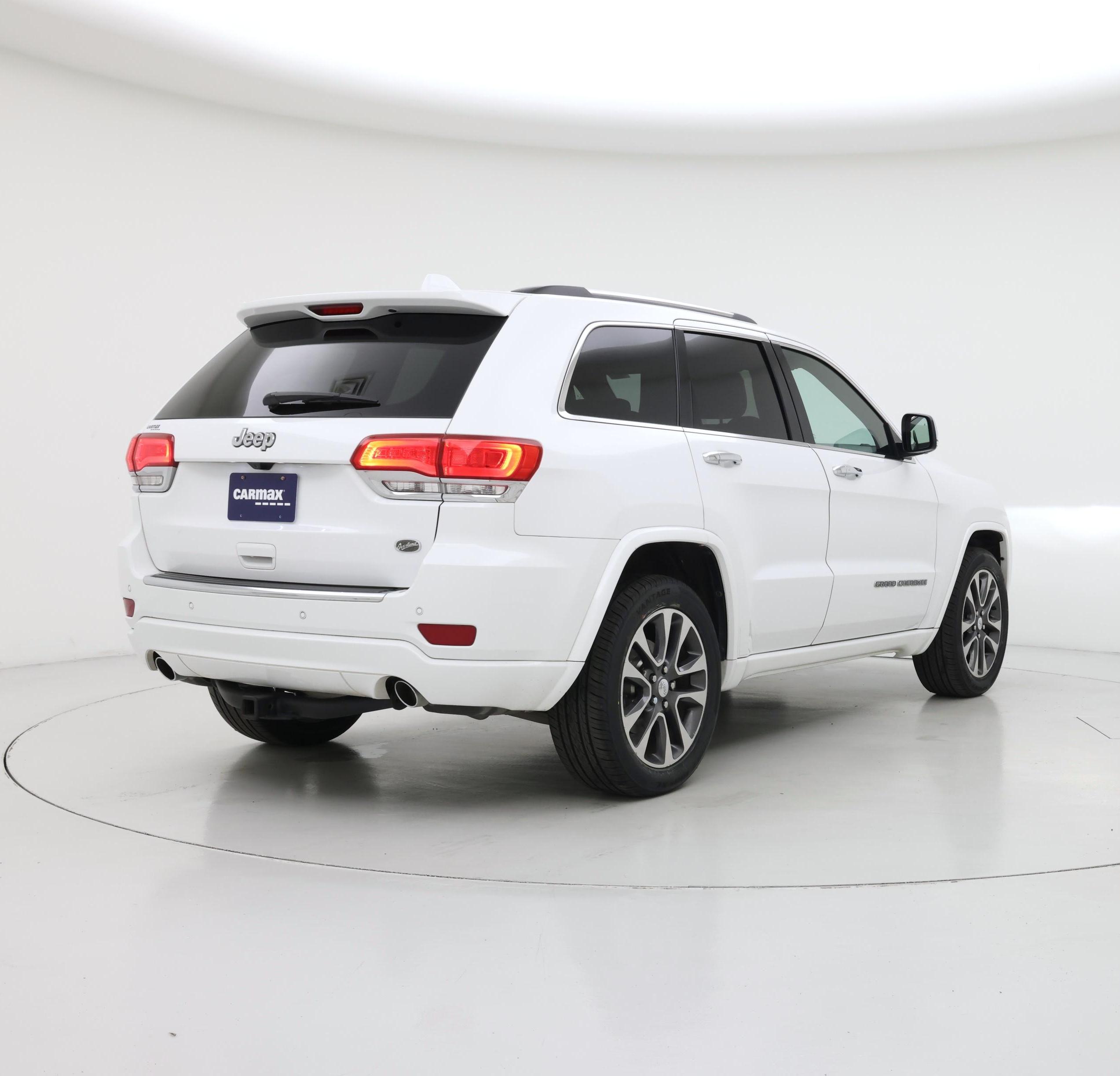 Thumbnail: 2017 Jeep Grand Cherokee - 8