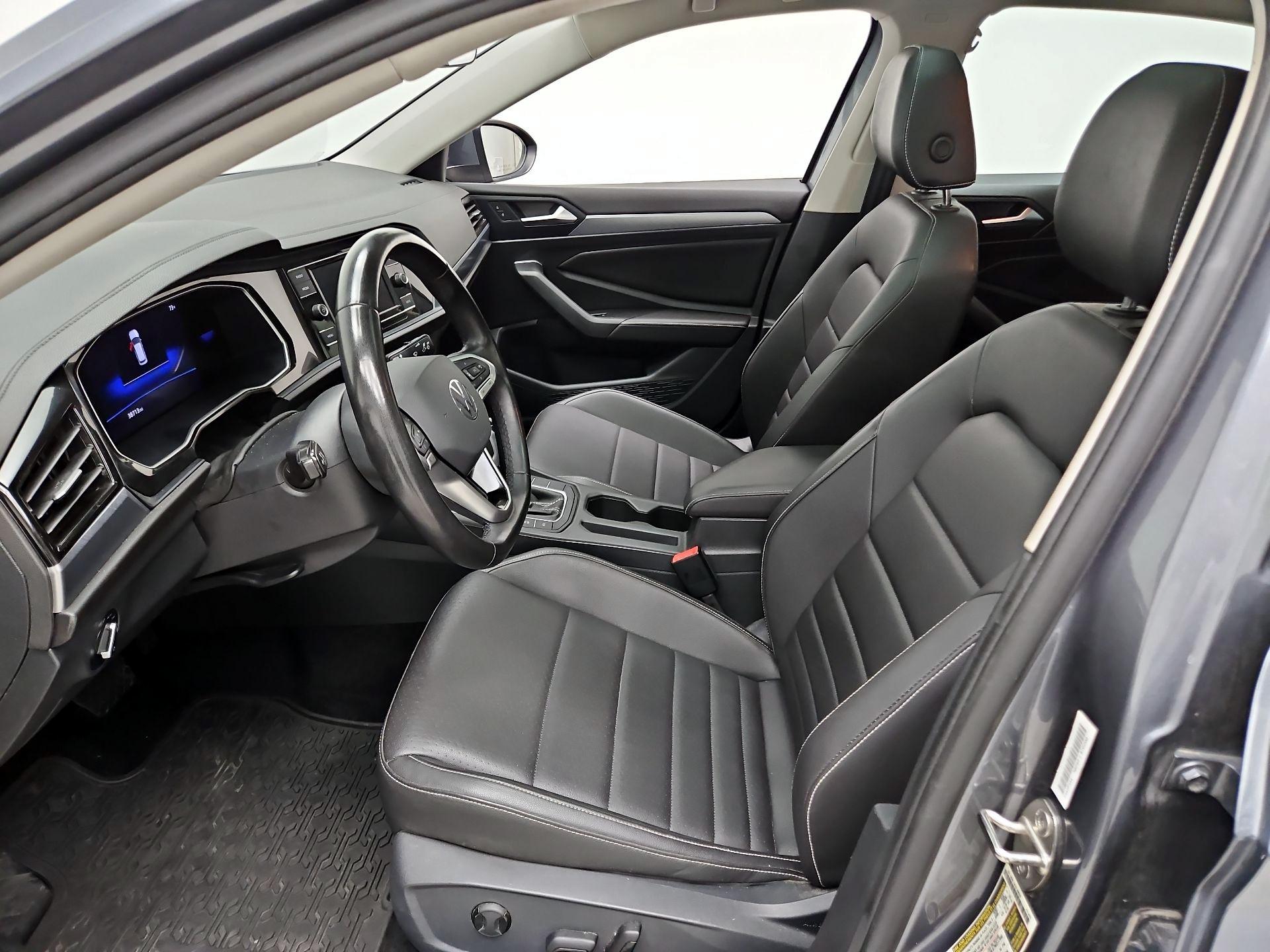 Thumbnail: 2024 Volkswagen Jetta - 11