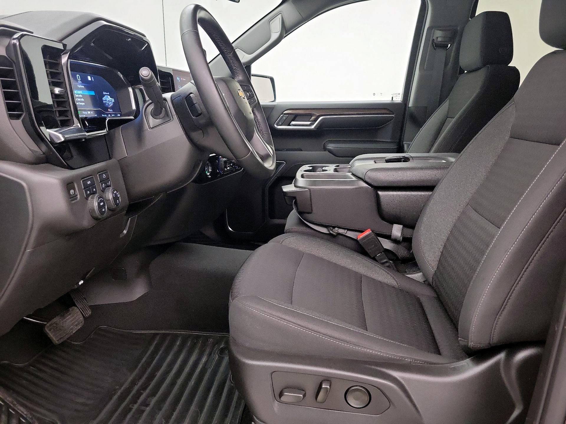 Thumbnail: 2023 Chevrolet Silverado 1500 - 11