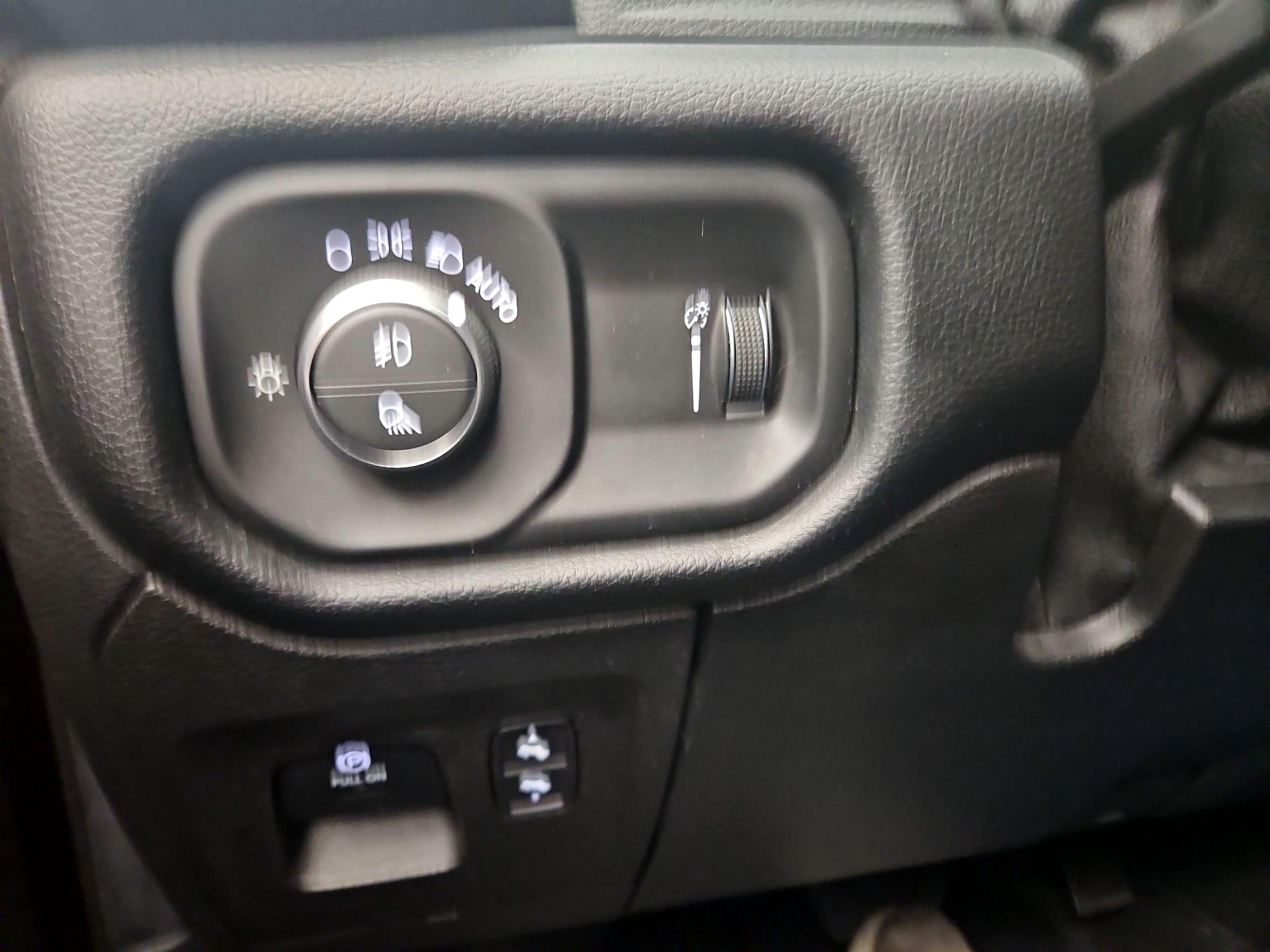Thumbnail: 2021 RAM 1500 - 13