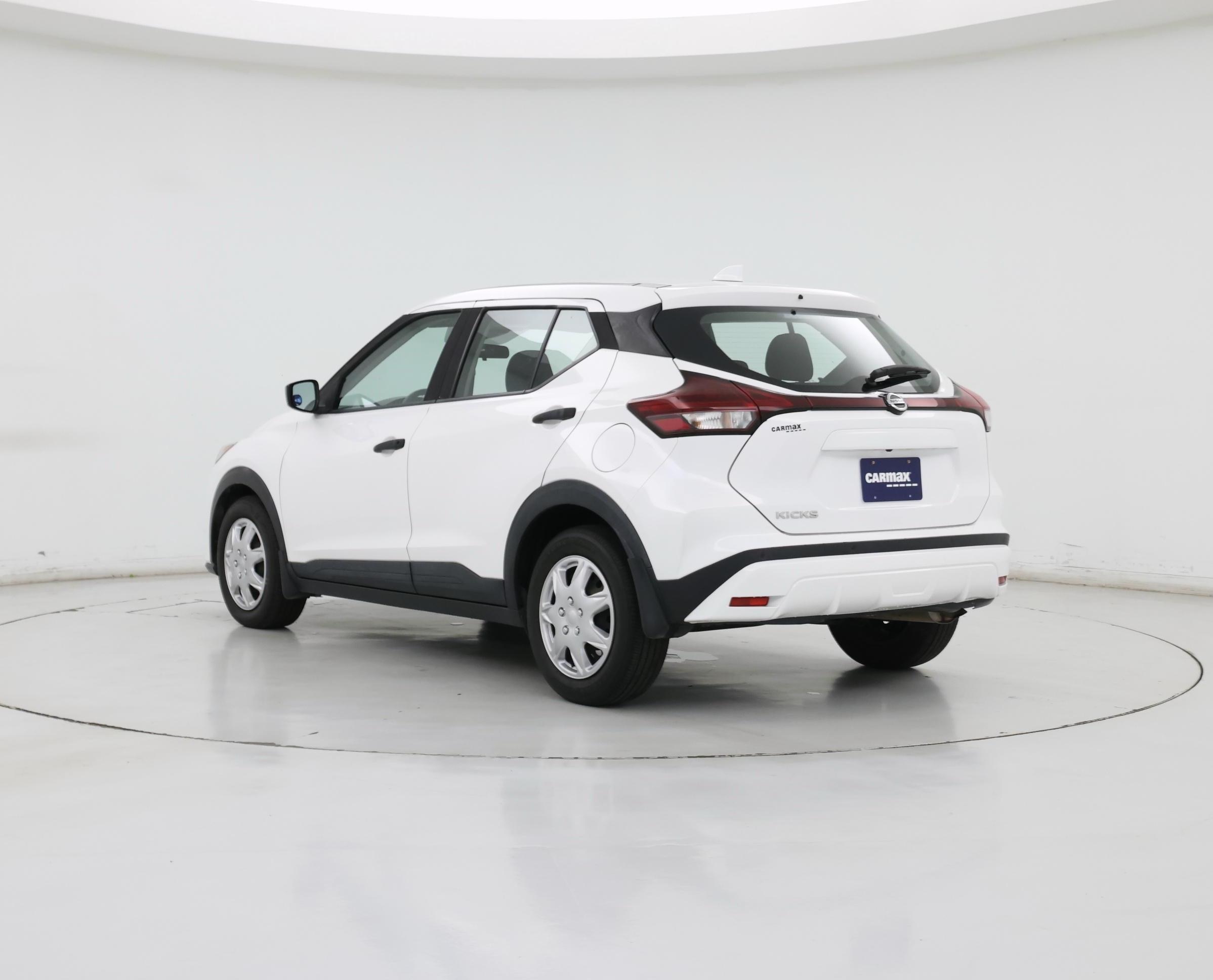 Thumbnail: 2021 Nissan Kicks - 2
