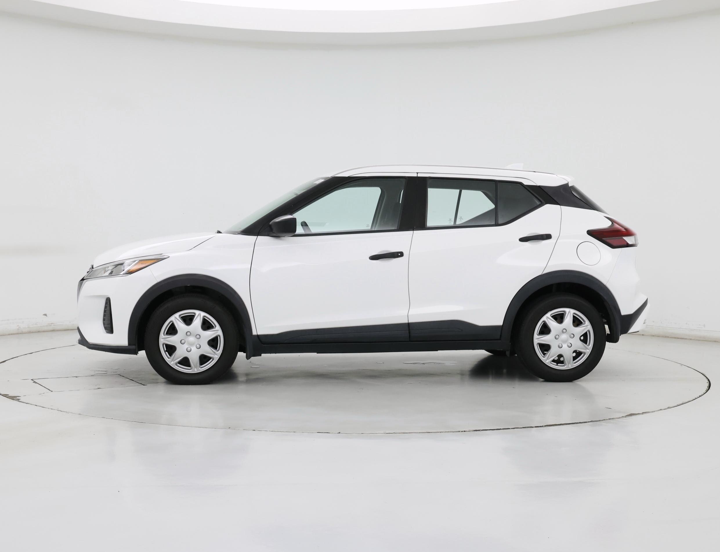 Thumbnail: 2021 Nissan Kicks - 3