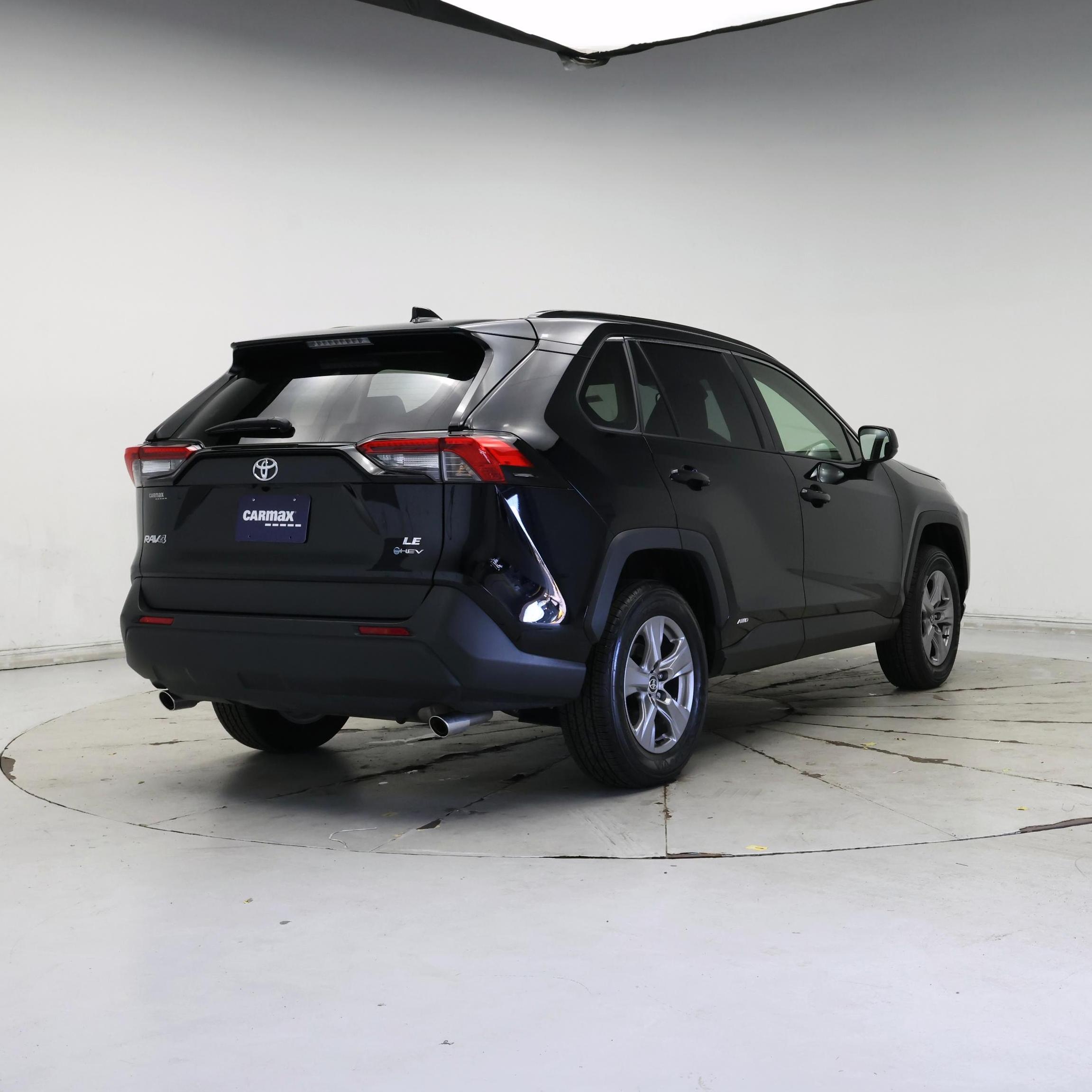 Thumbnail: 2025 Toyota RAV4 - 8