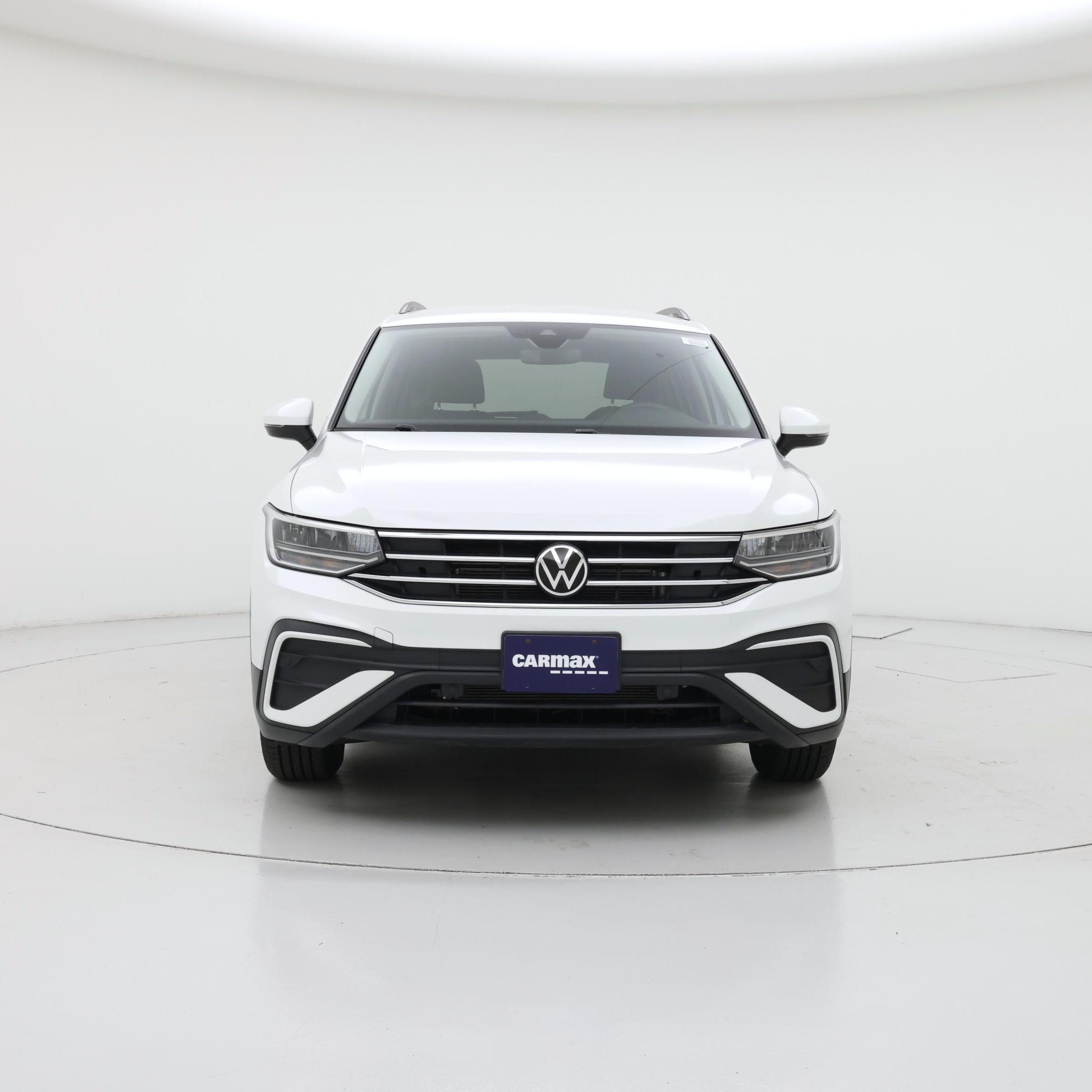 Thumbnail: 2023 Volkswagen Tiguan - 5