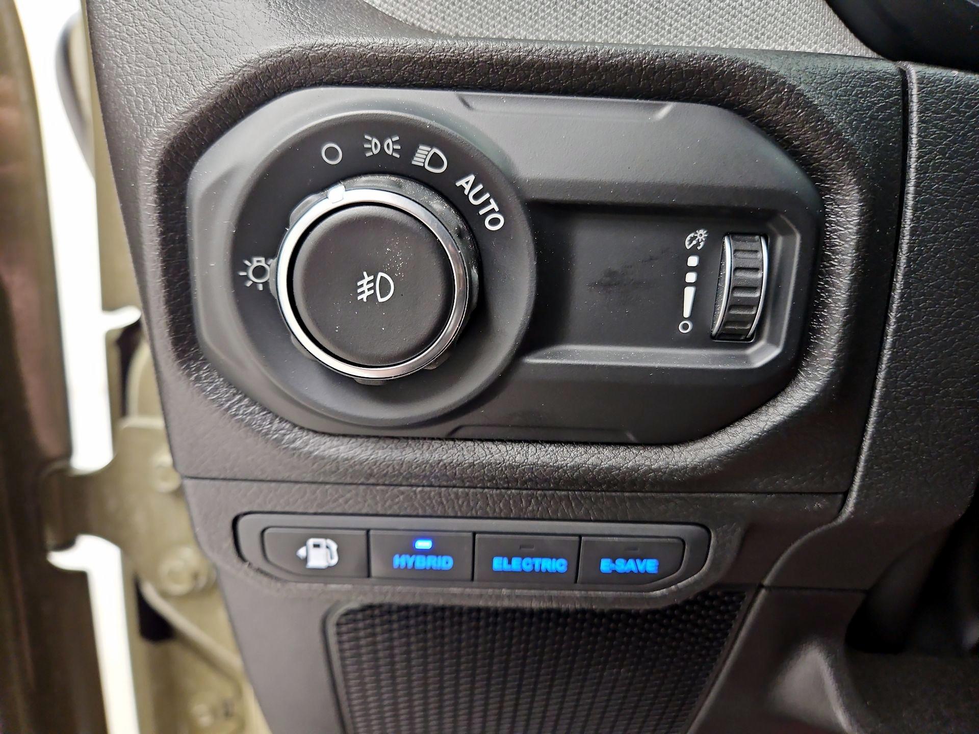 Thumbnail: 2025 Jeep Wrangler - 13