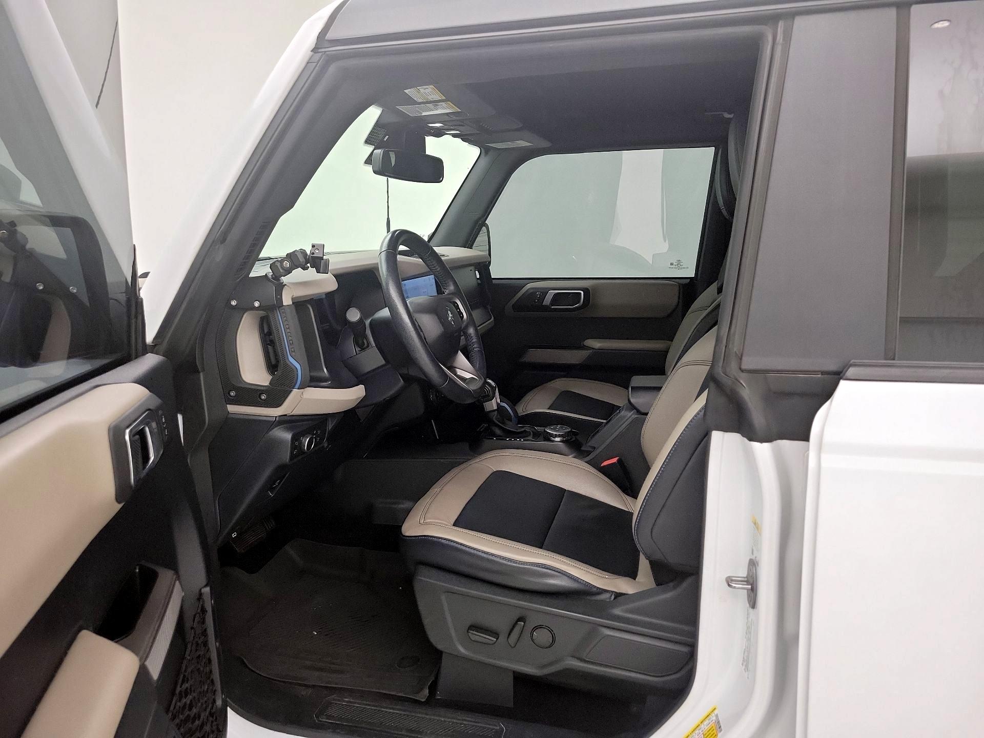 Thumbnail: 2022 Ford Bronco - 11