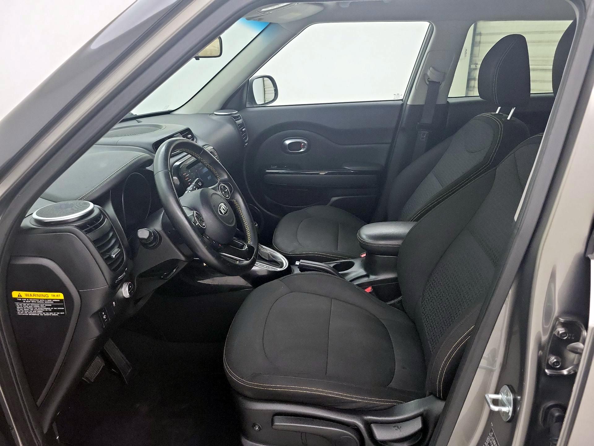 Thumbnail: 2014 Kia Soul - 11