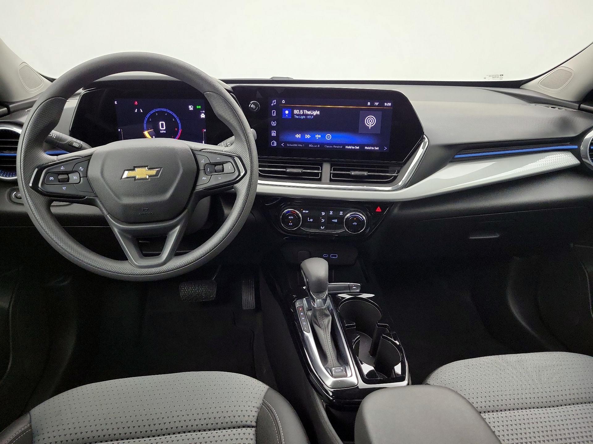 Thumbnail: 2025 Chevrolet Trax - 9