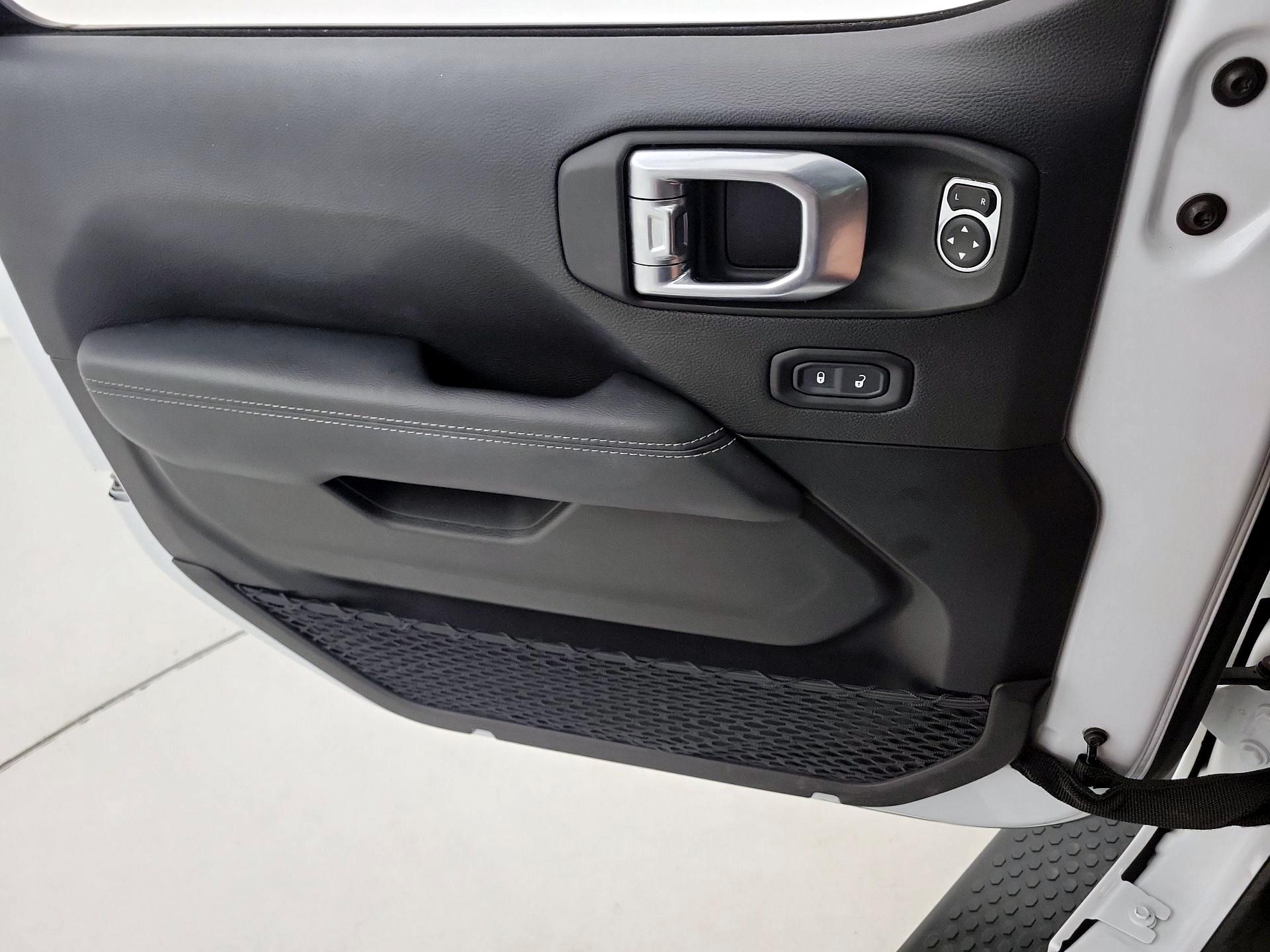 Thumbnail: 2023 Jeep Wrangler - 12