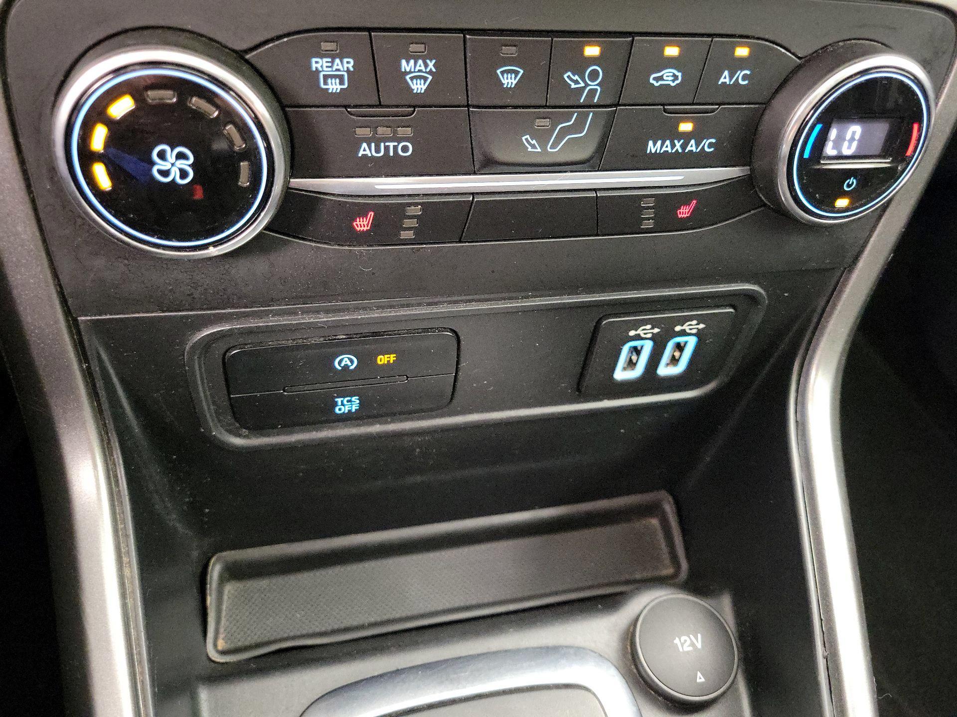 Thumbnail: 2020 Ford EcoSport - 16