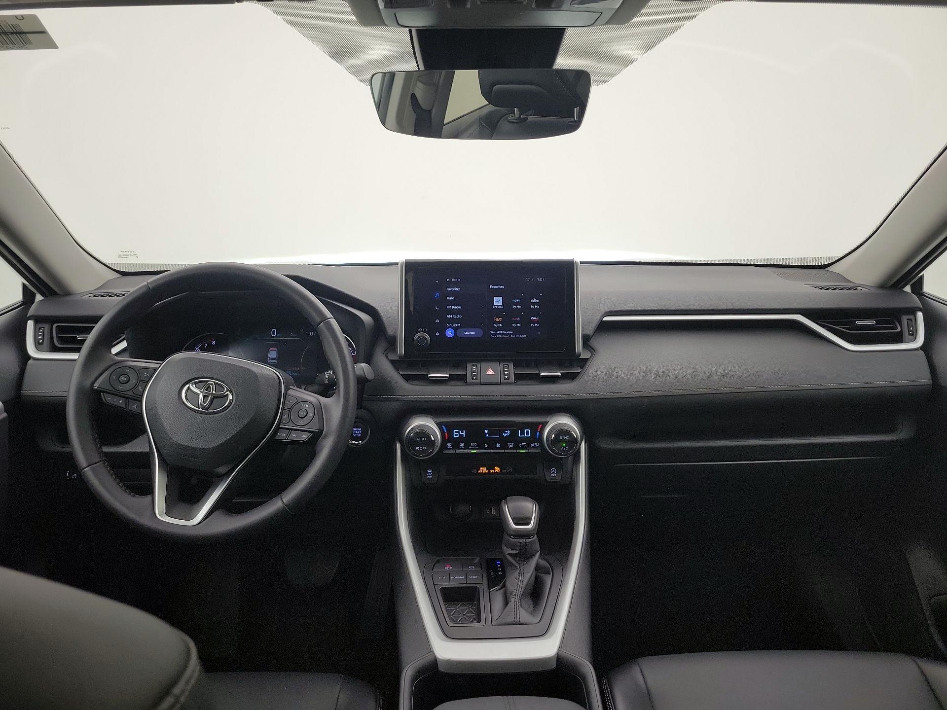 Thumbnail: 2024 Toyota RAV4 - 9