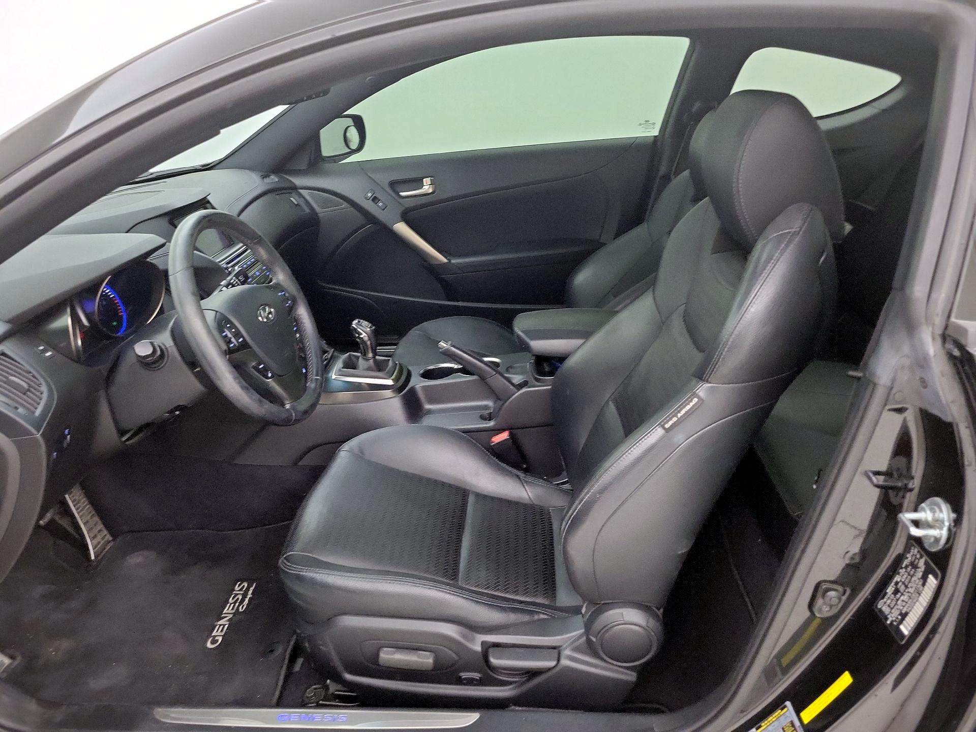 Thumbnail: 2014 Hyundai Genesis - 11