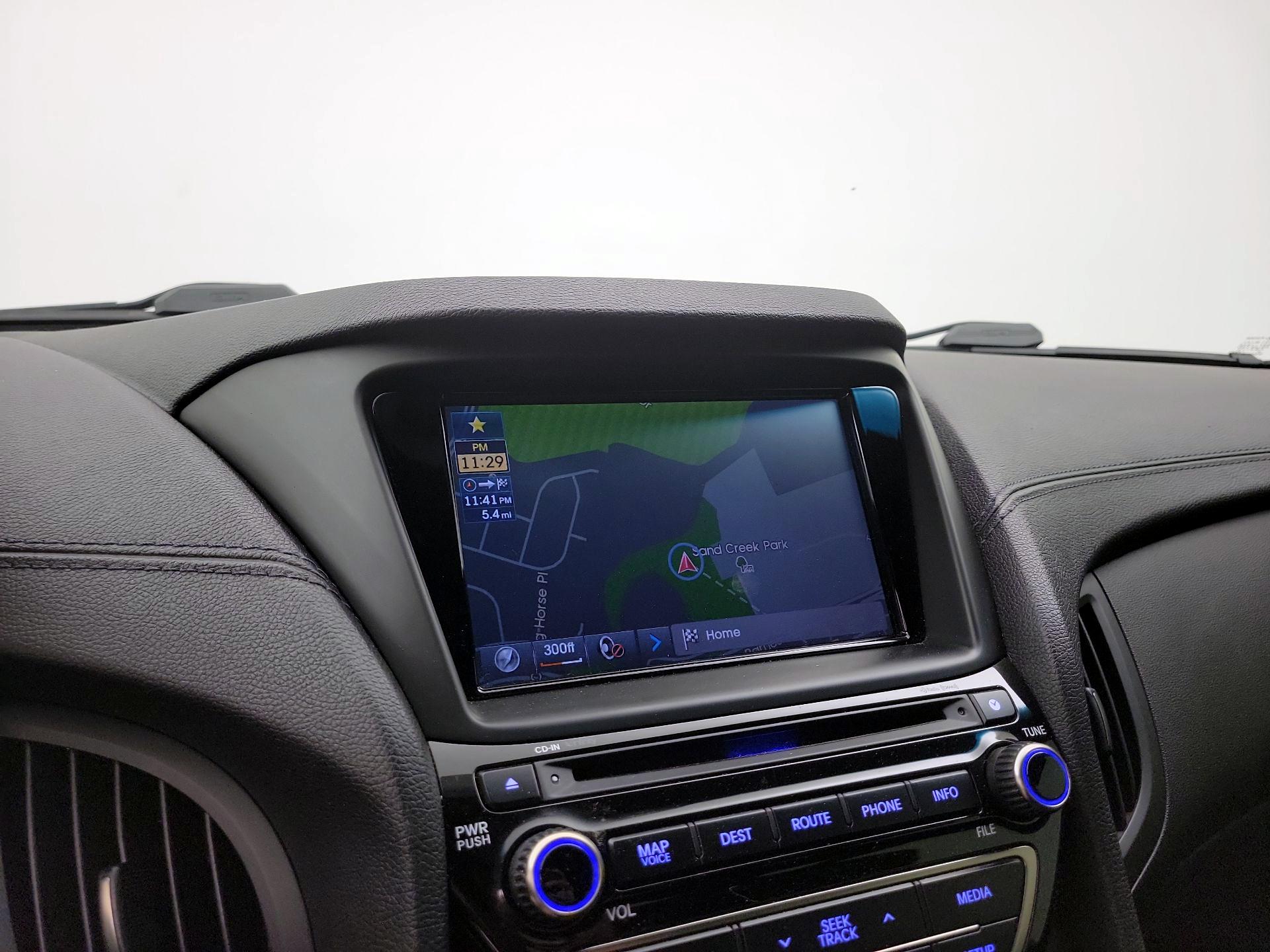 Thumbnail: 2014 Hyundai Genesis - 14