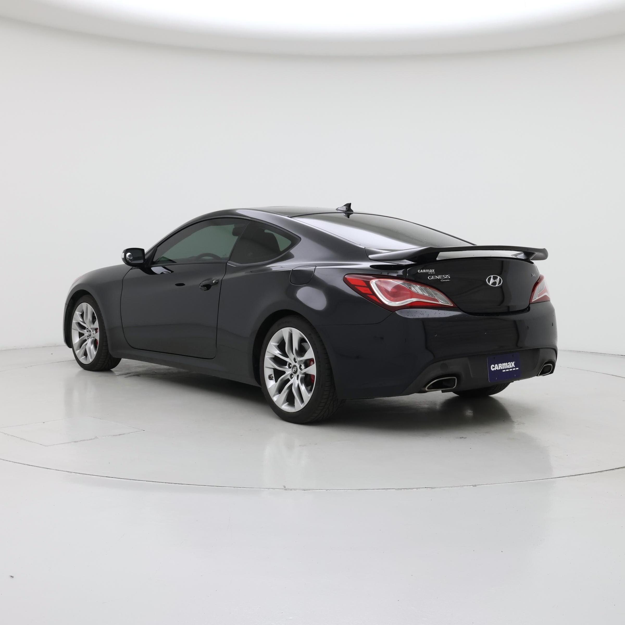Thumbnail: 2014 Hyundai Genesis - 2