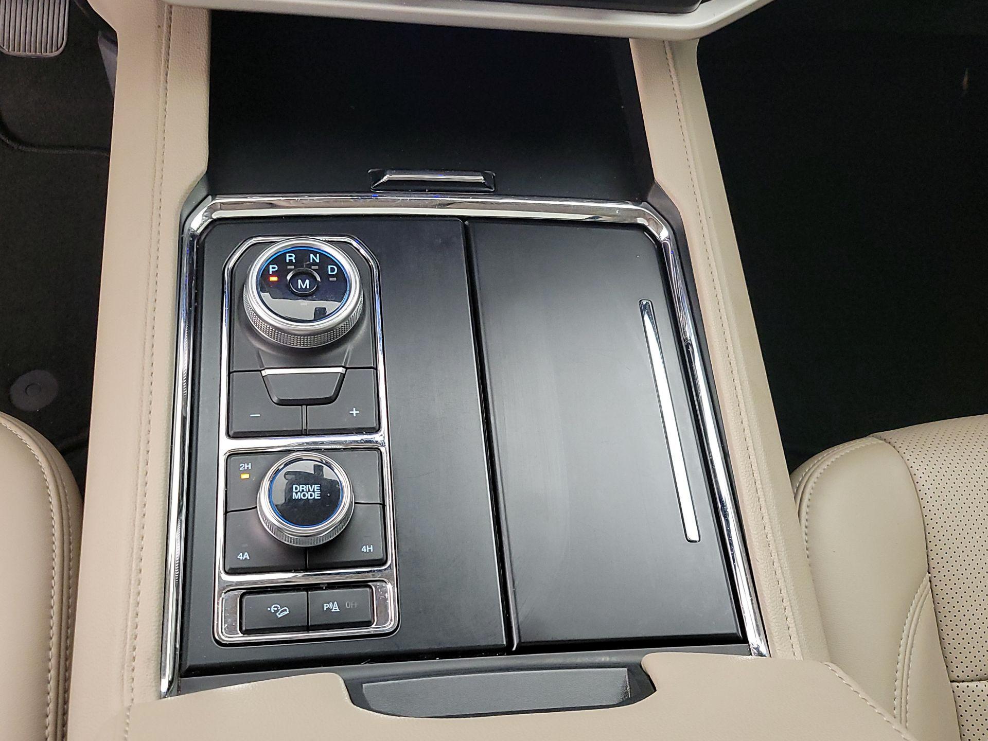 Thumbnail: 2024 Ford Expedition MAX - 18
