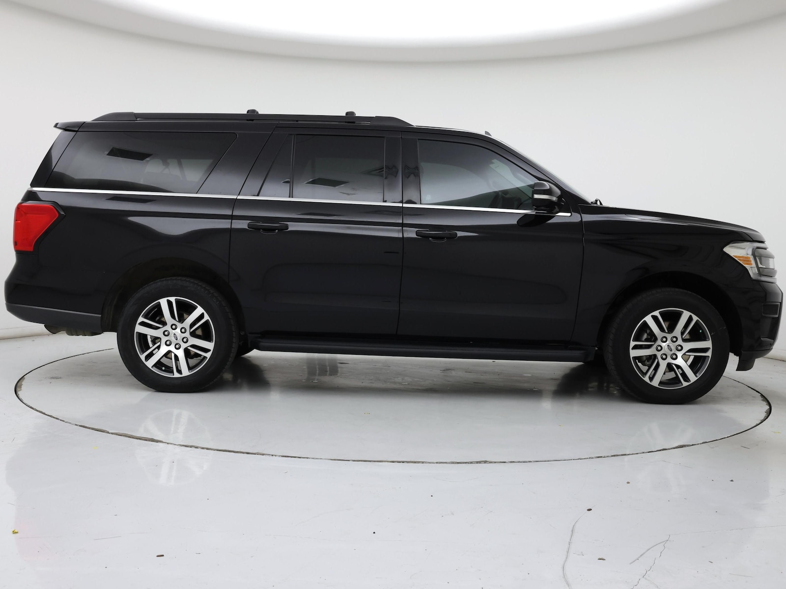 2024 Ford Expedition XLT - Photo 8