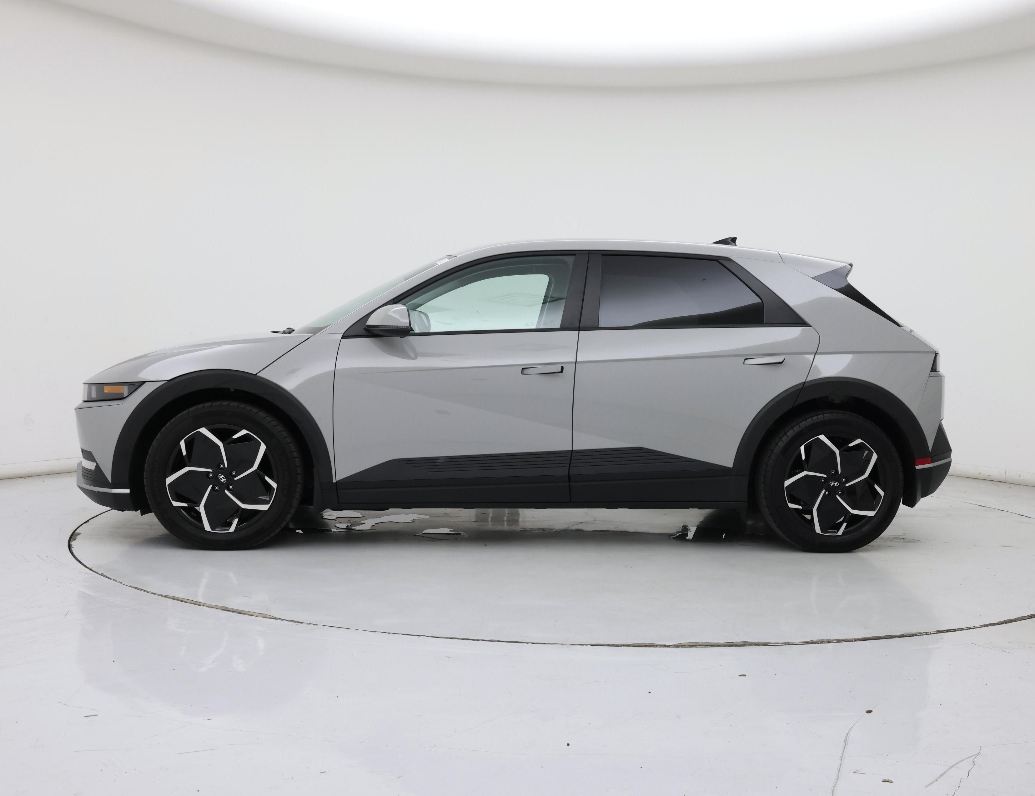 Thumbnail: 2024 Hyundai Ioniq 5 - 3