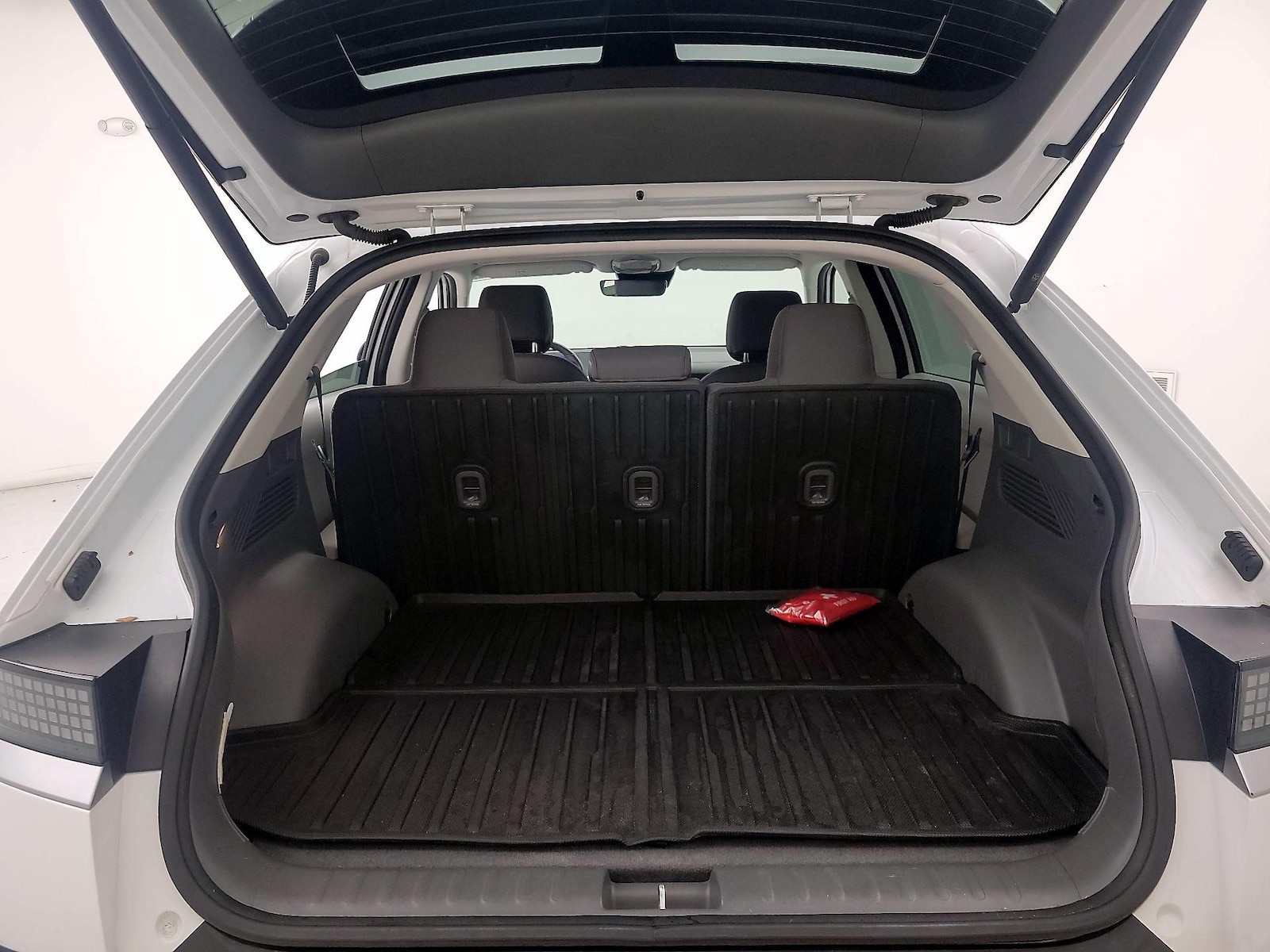 2024 Hyundai IONIQ 5 SEL - Photo 22