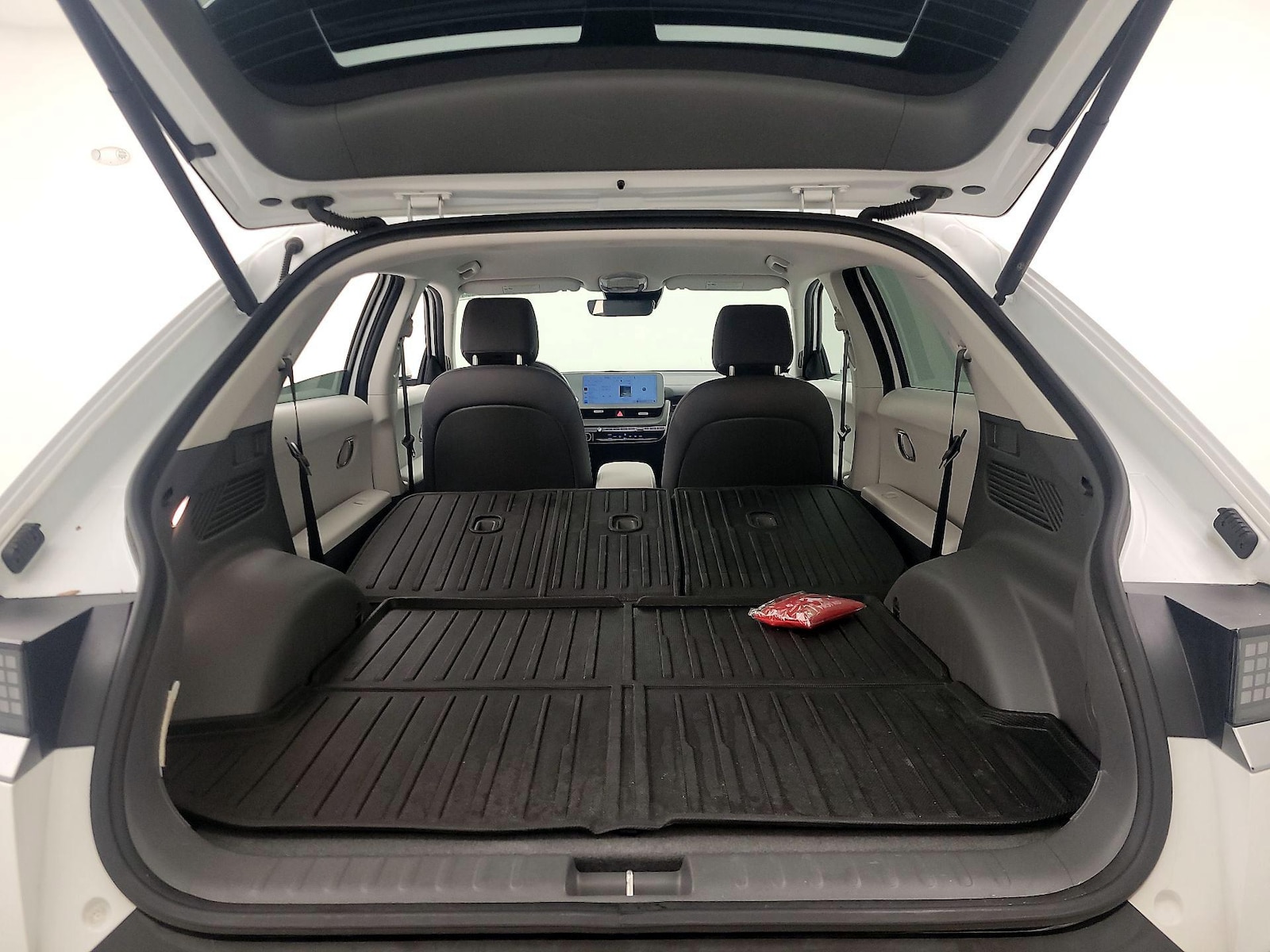 2024 Hyundai IONIQ 5 SEL - Photo 23