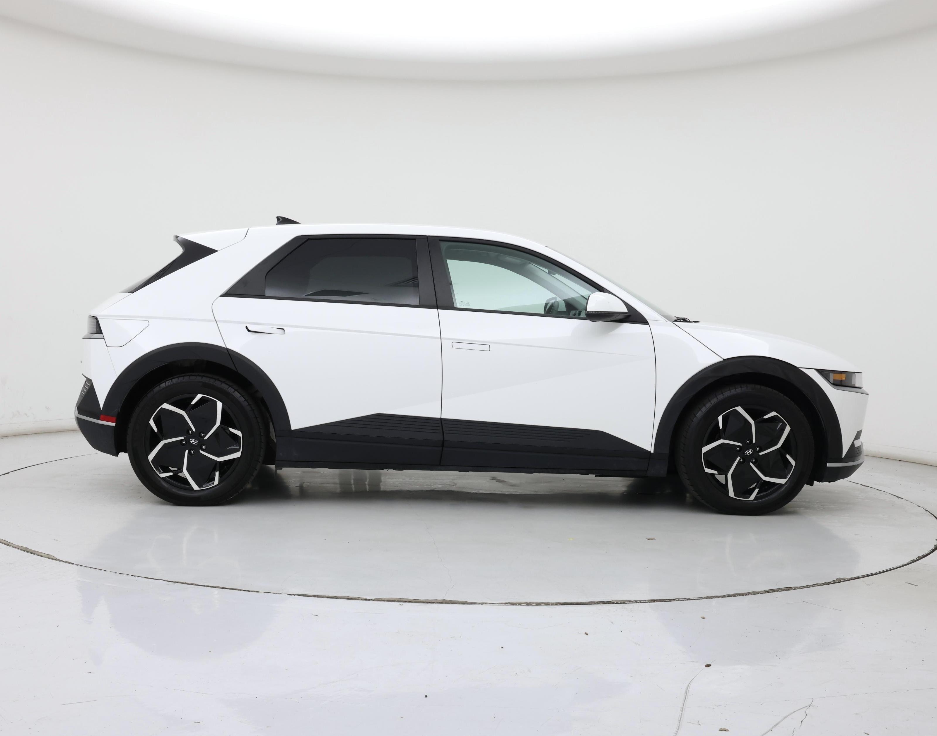 Thumbnail: 2024 Hyundai Ioniq 5 - 7