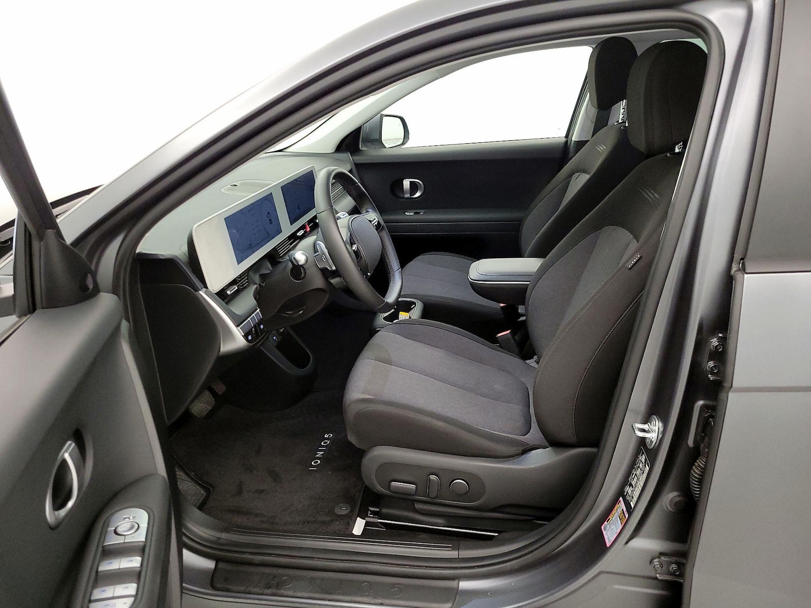 2024 Hyundai IONIQ 5 SEL - Photo 12