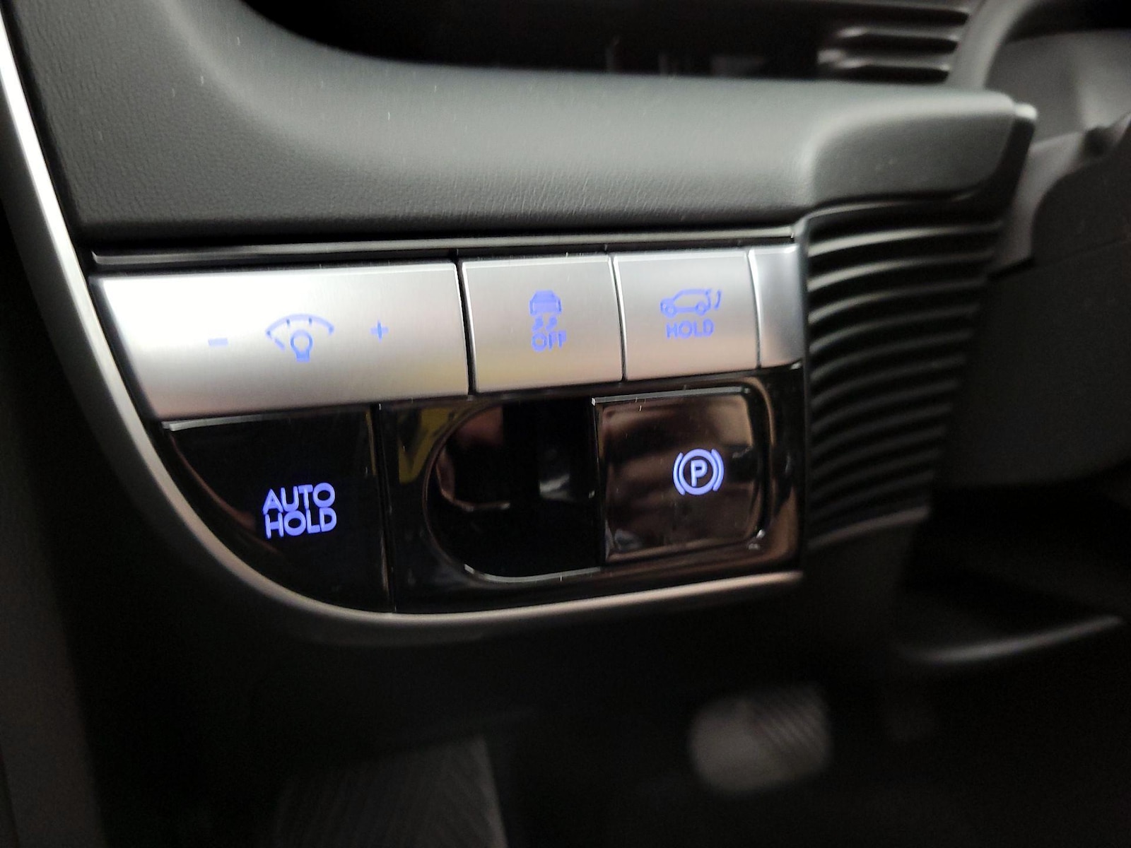 2024 Hyundai IONIQ 5 SEL - Photo 14