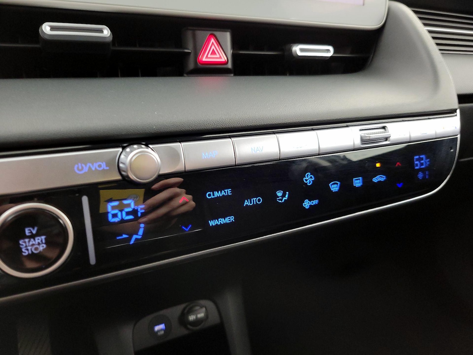 2024 Hyundai IONIQ 5 SEL - Photo 18