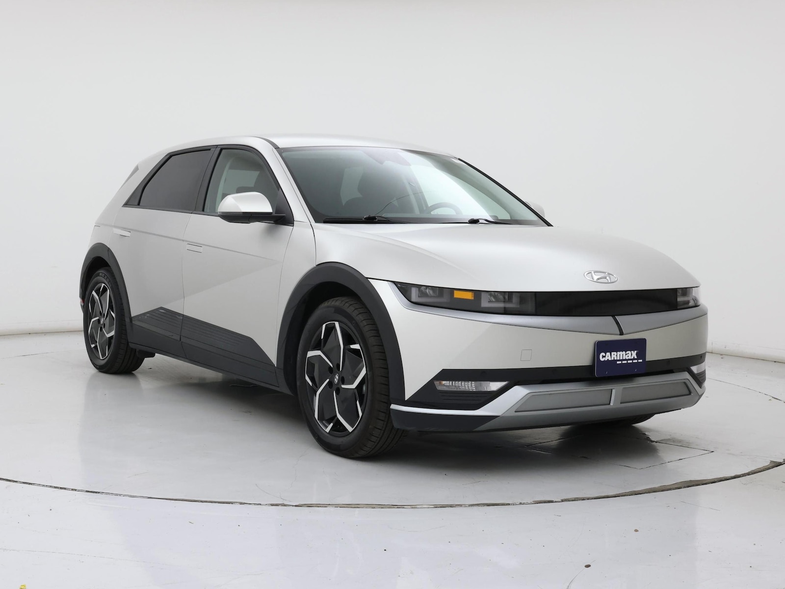 2024 Hyundai IONIQ 5 SEL - Photo 2